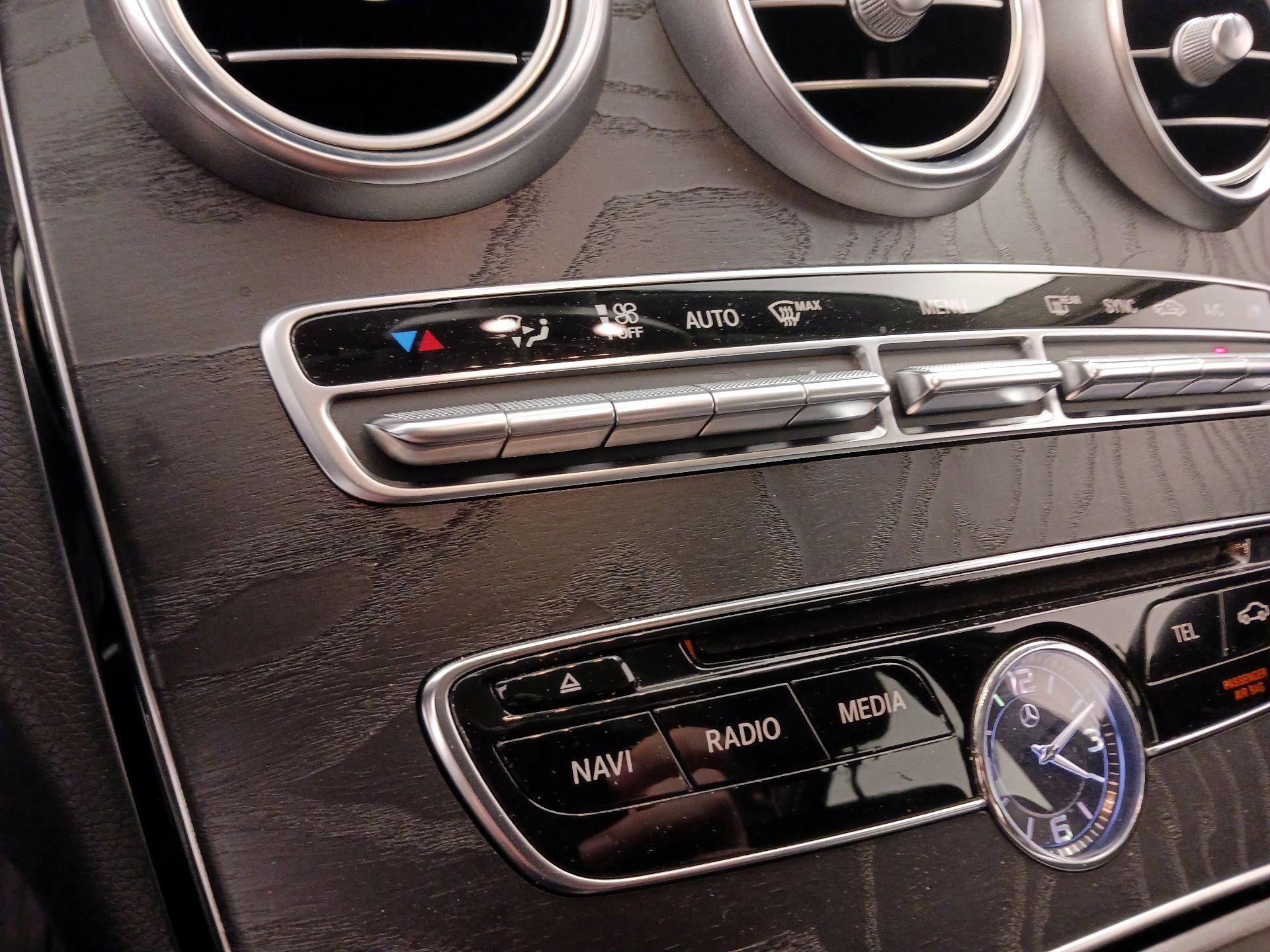 Thumbnail: 2015 Mercedes-Benz C-Class - 16