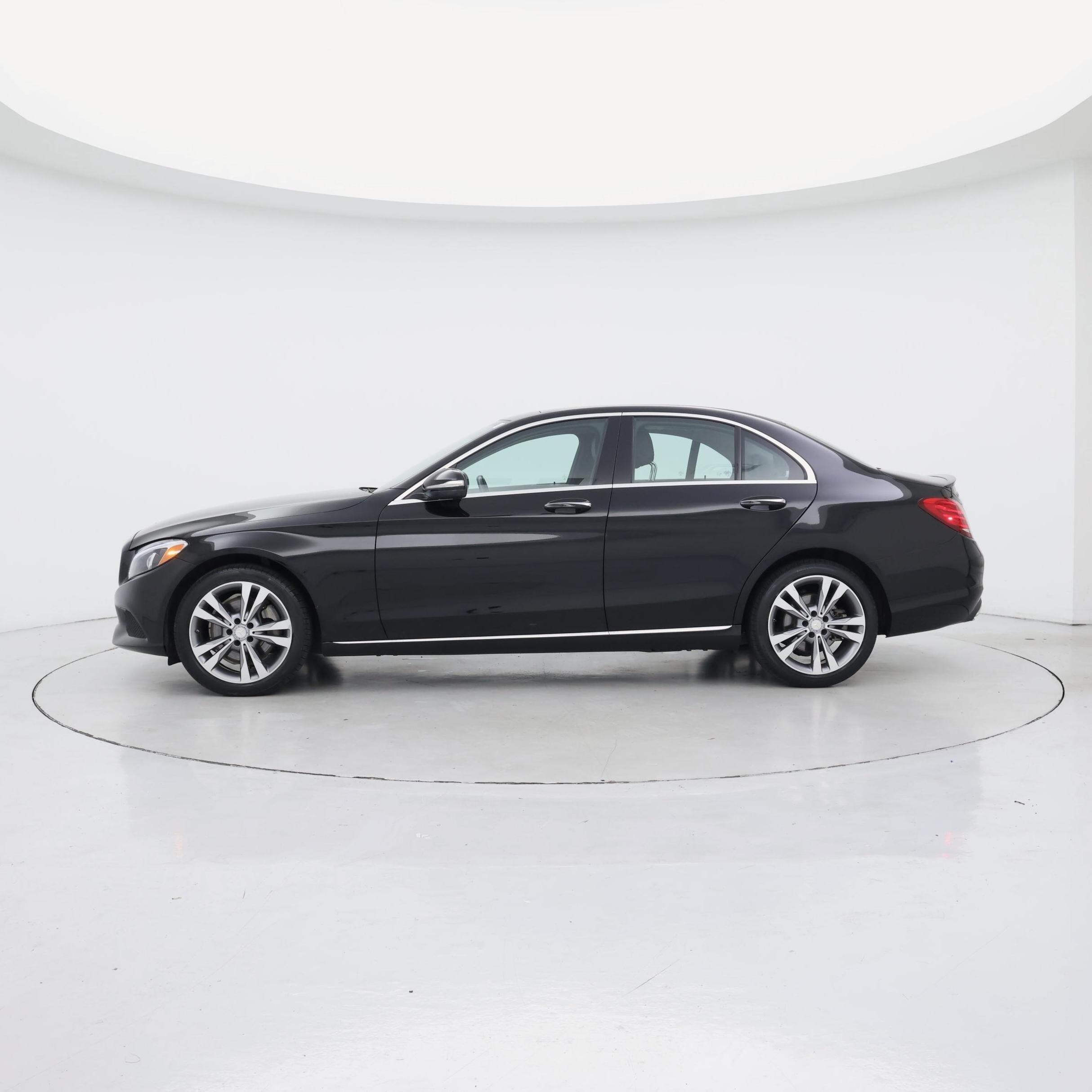 Thumbnail: 2015 Mercedes-Benz C-Class - 3
