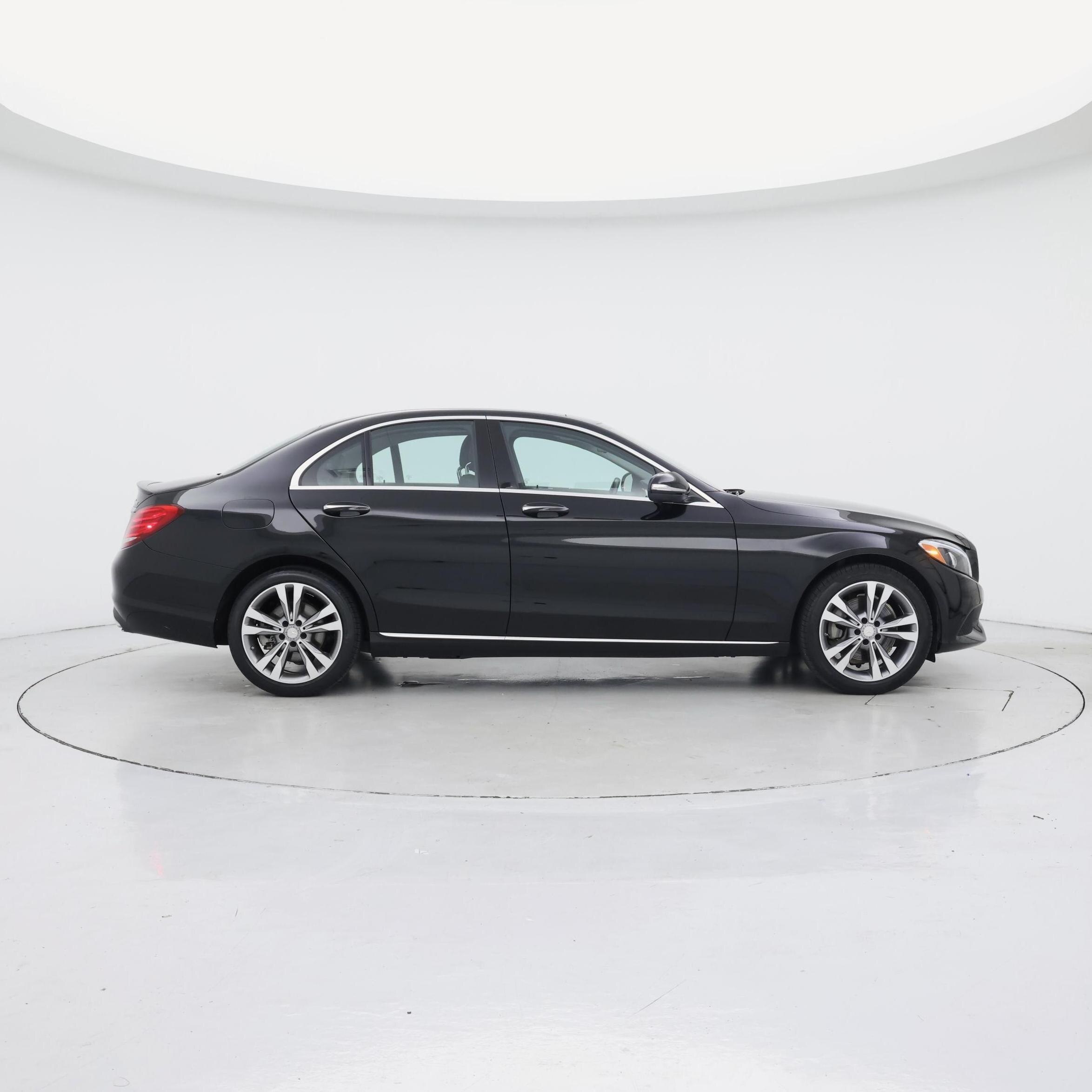 Thumbnail: 2015 Mercedes-Benz C-Class - 7