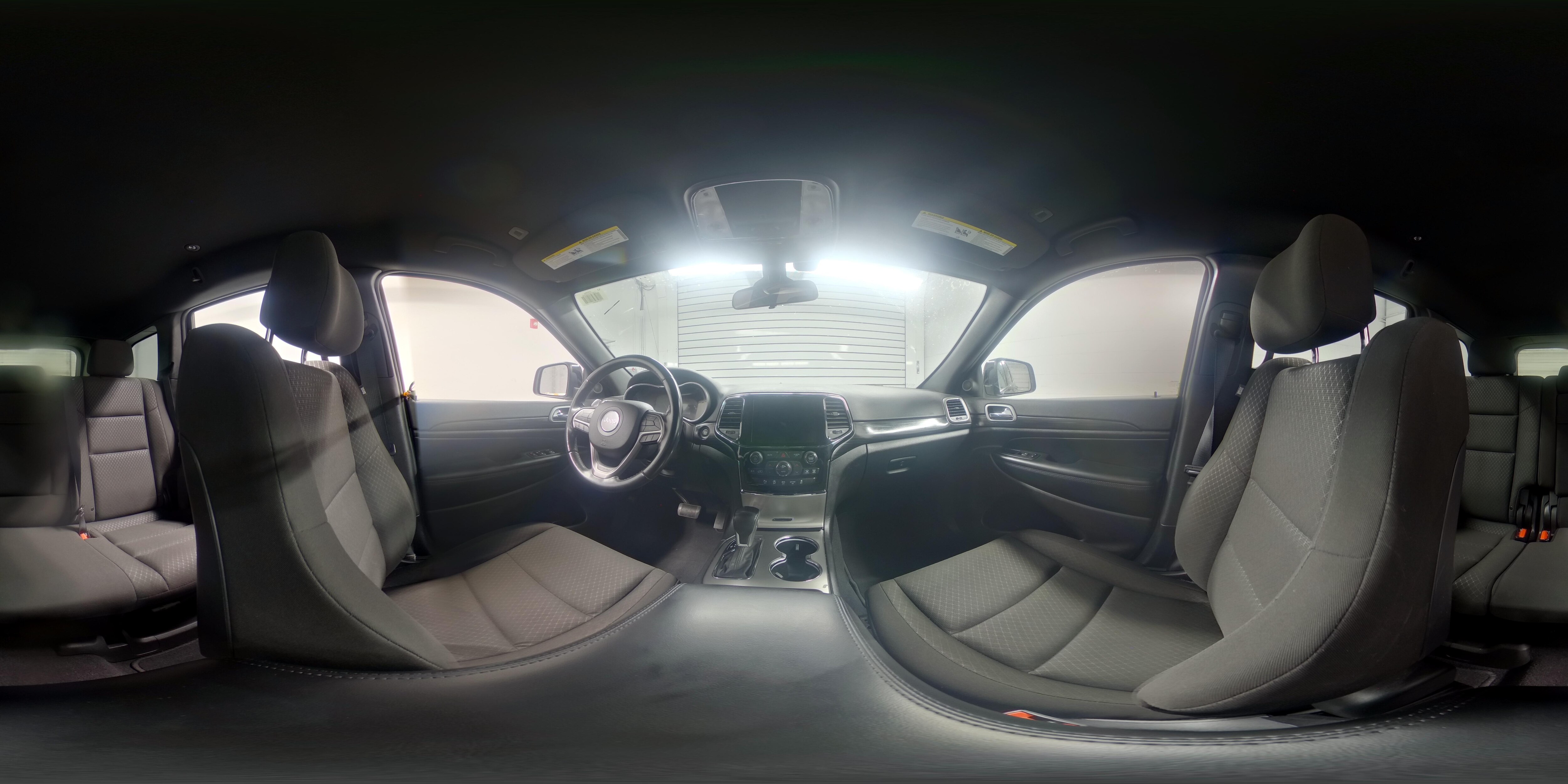 2021 Jeep Grand Cherokee Laredo E - Photo 25