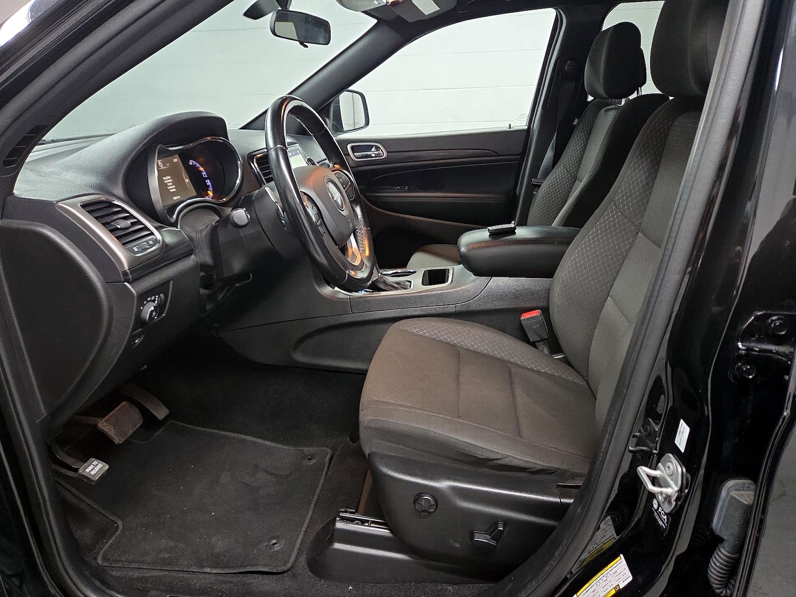 2021 Jeep Grand Cherokee Laredo E - Photo 12
