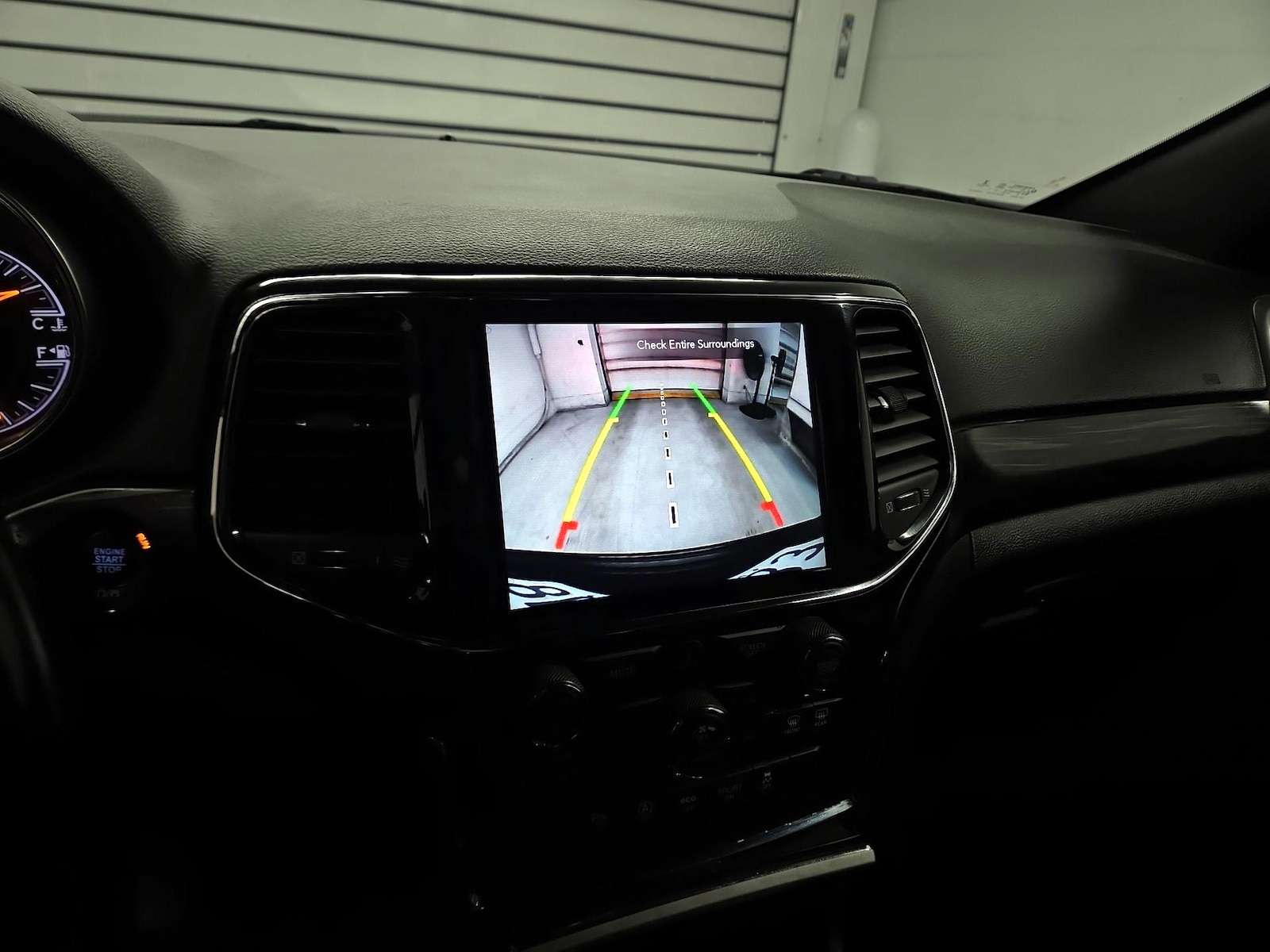 2021 Jeep Grand Cherokee Laredo E - Photo 16