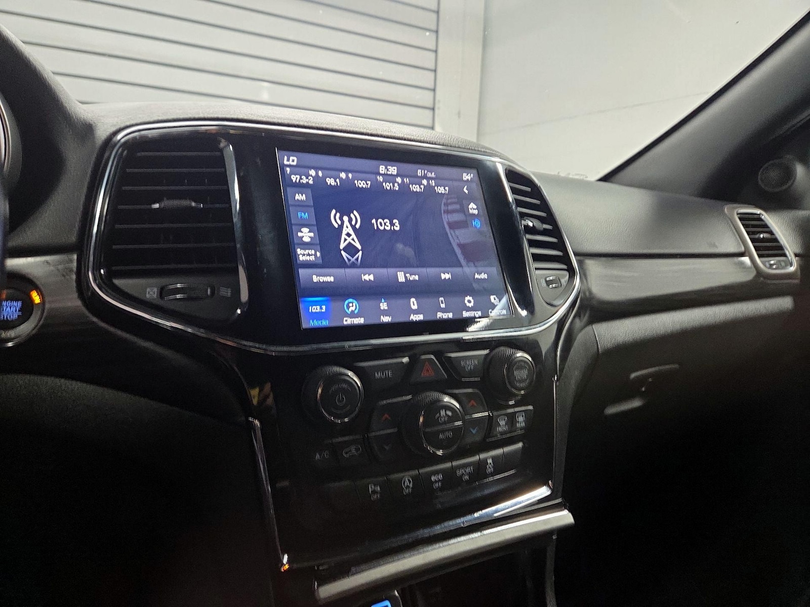 2021 Jeep Grand Cherokee Laredo E - Photo 17