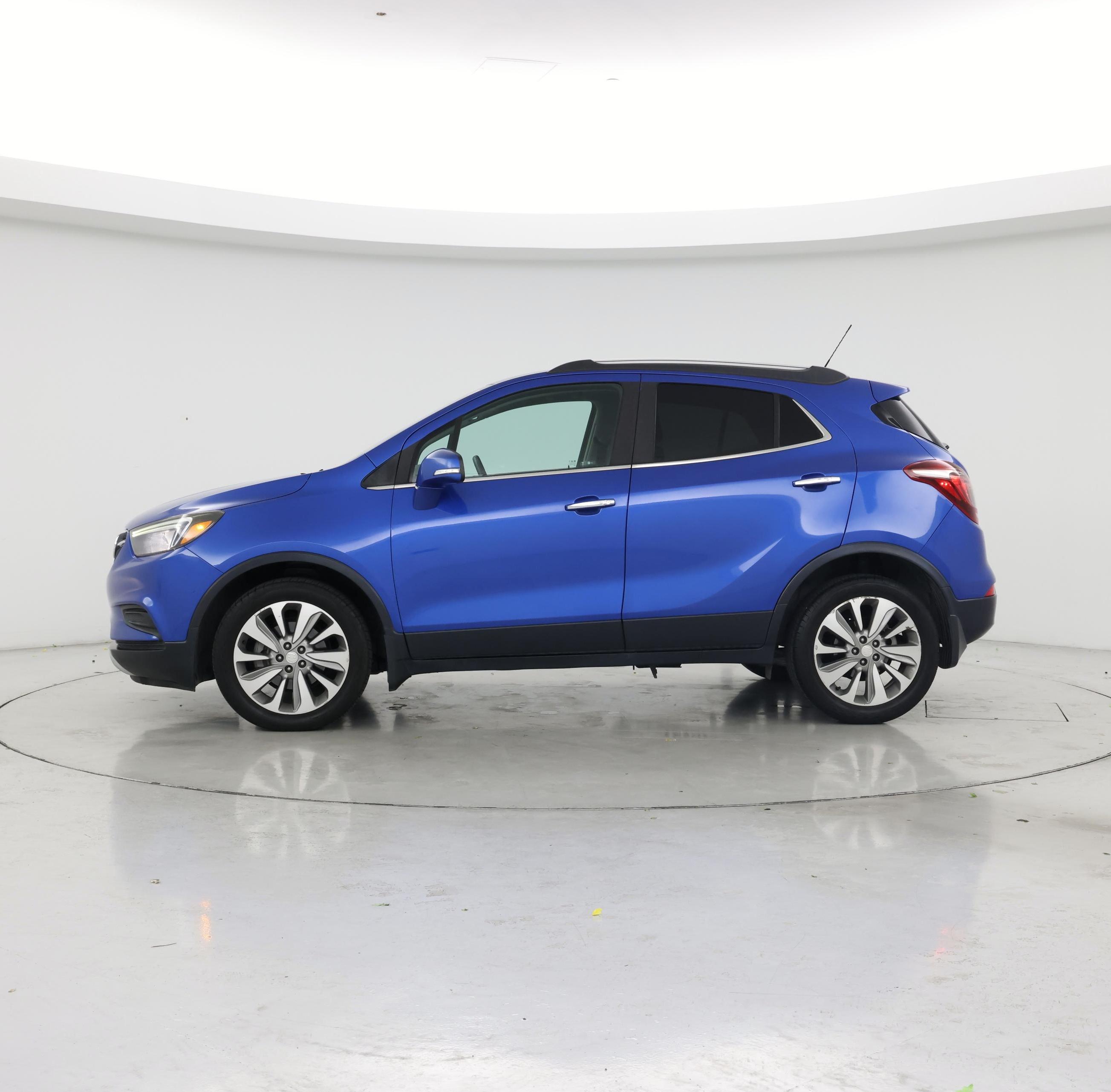 Thumbnail: 2018 Buick Encore - 3