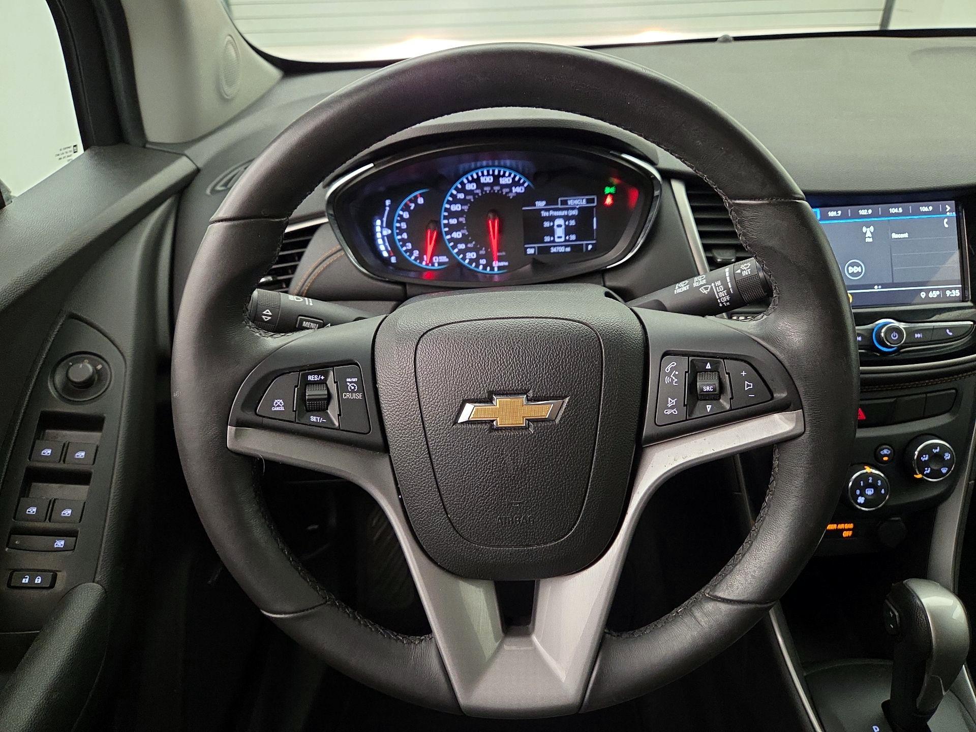 Thumbnail: 2018 Chevrolet Trax - 10