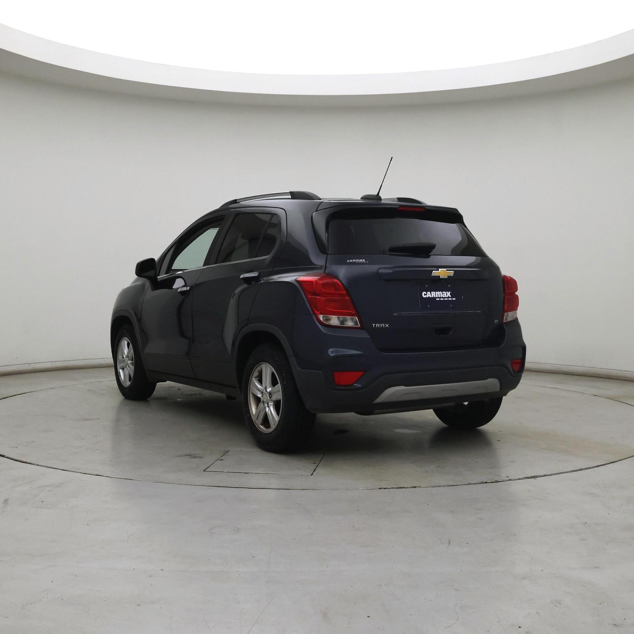 Thumbnail: 2018 Chevrolet Trax - 2