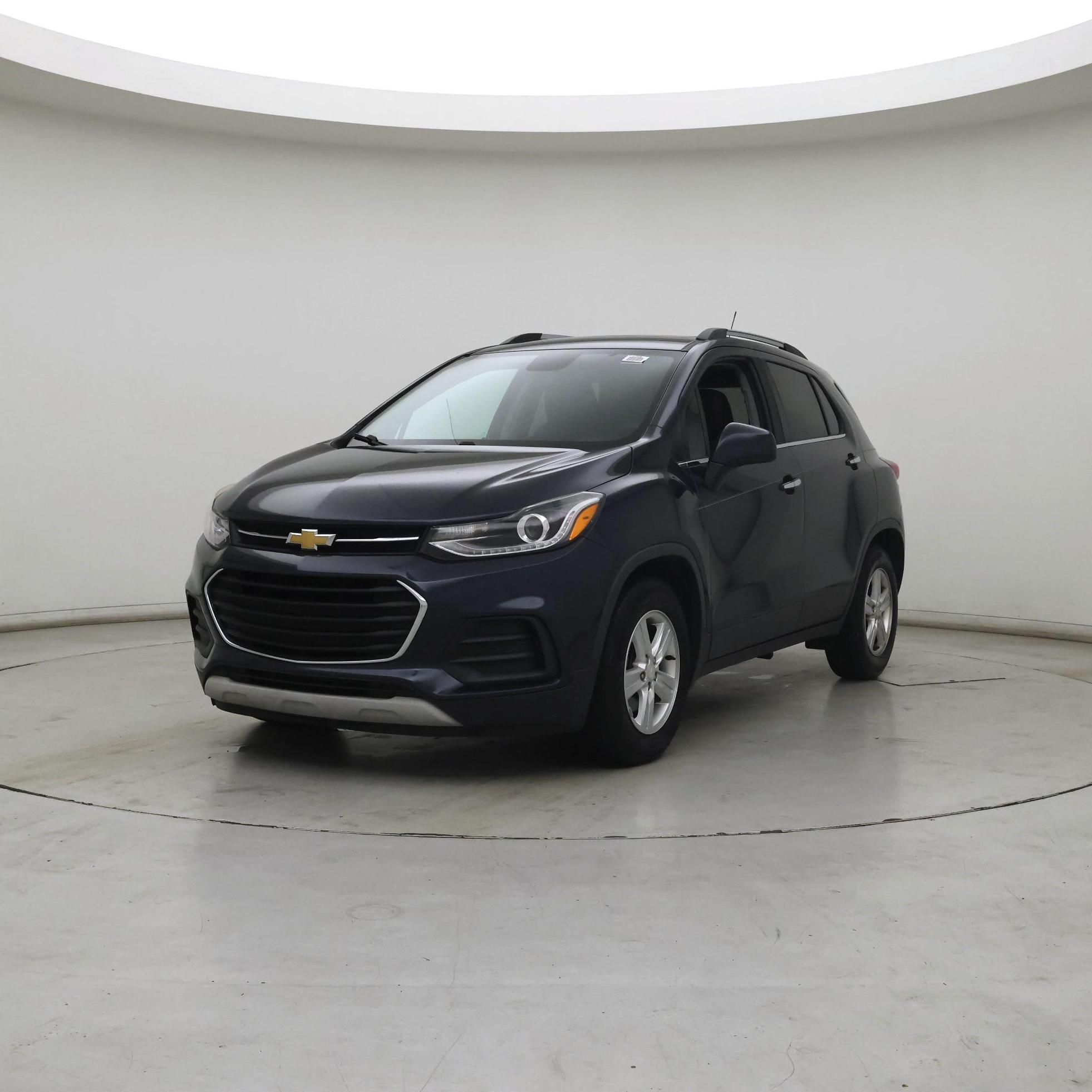 Thumbnail: 2018 Chevrolet Trax - 4