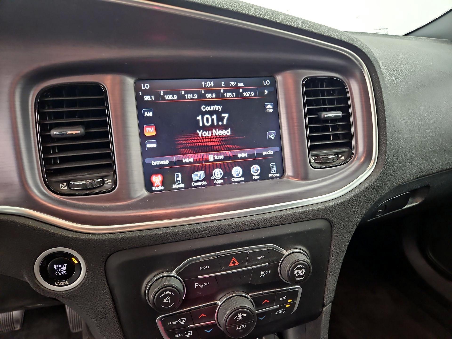 Thumbnail: 2016 Dodge Charger - 15