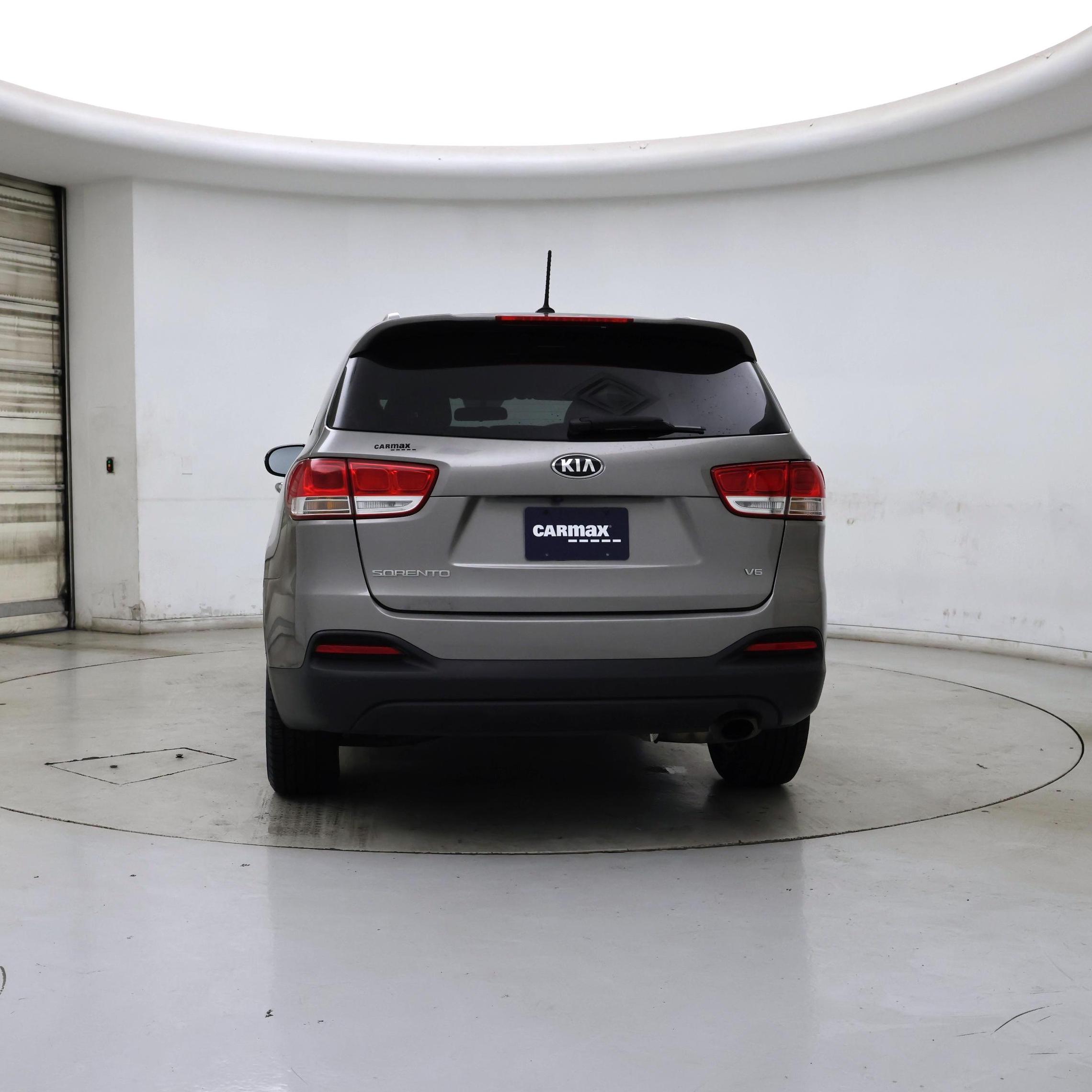Thumbnail: 2018 Kia Sorento - 6