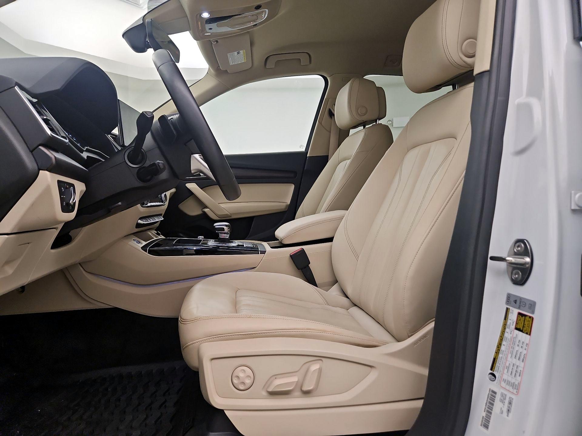 Thumbnail: 2021 Audi Q5 - 11