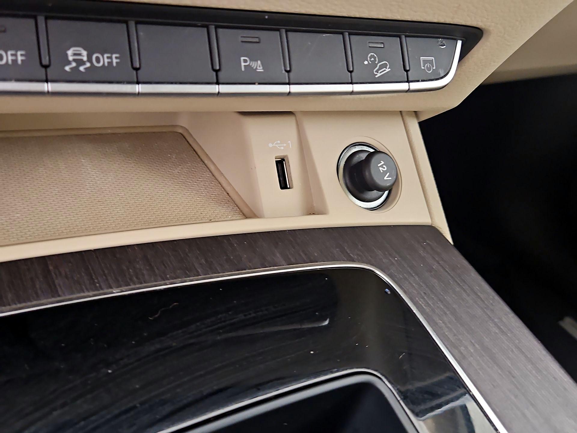 Thumbnail: 2021 Audi Q5 - 18