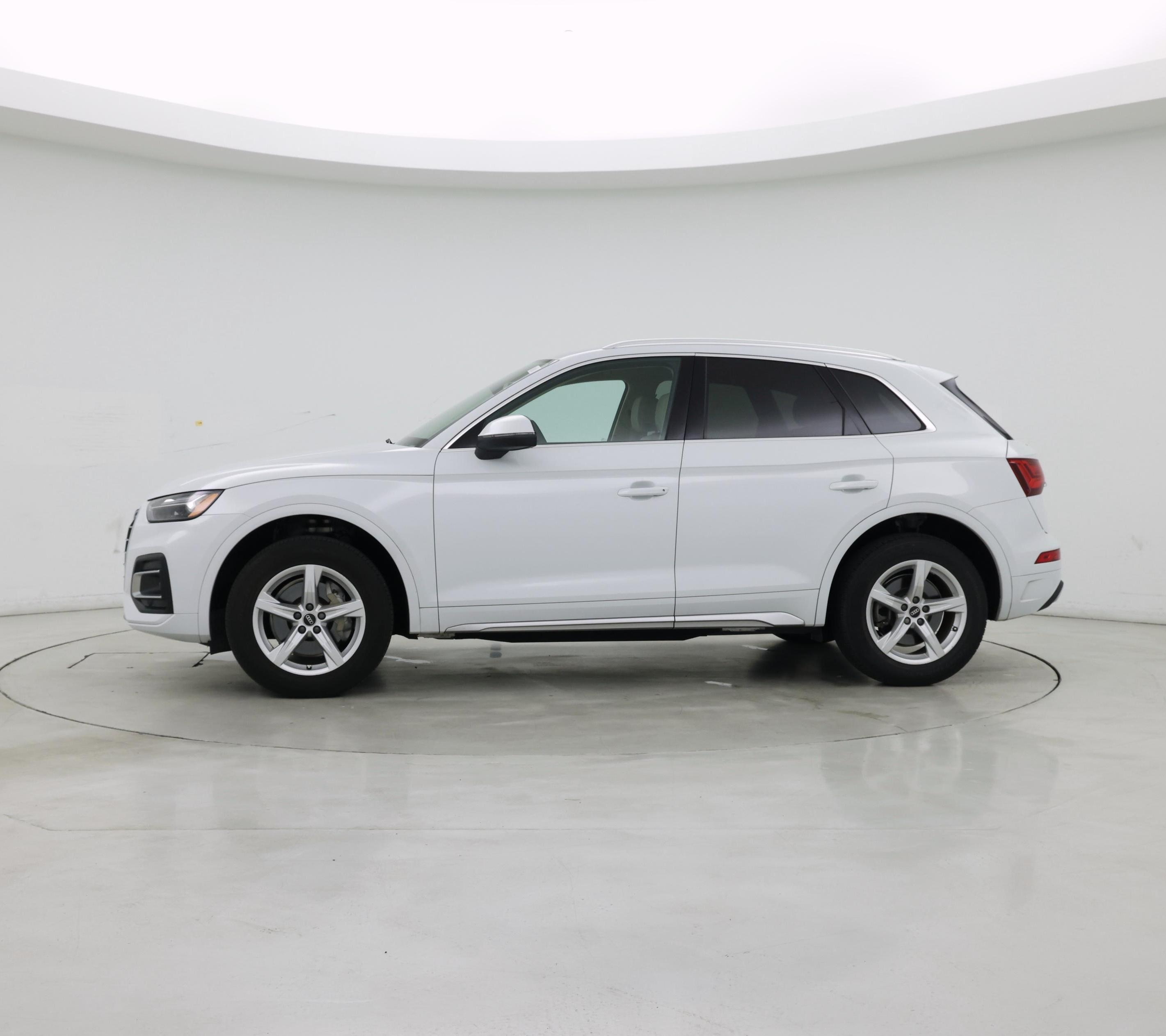 Thumbnail: 2021 Audi Q5 - 3
