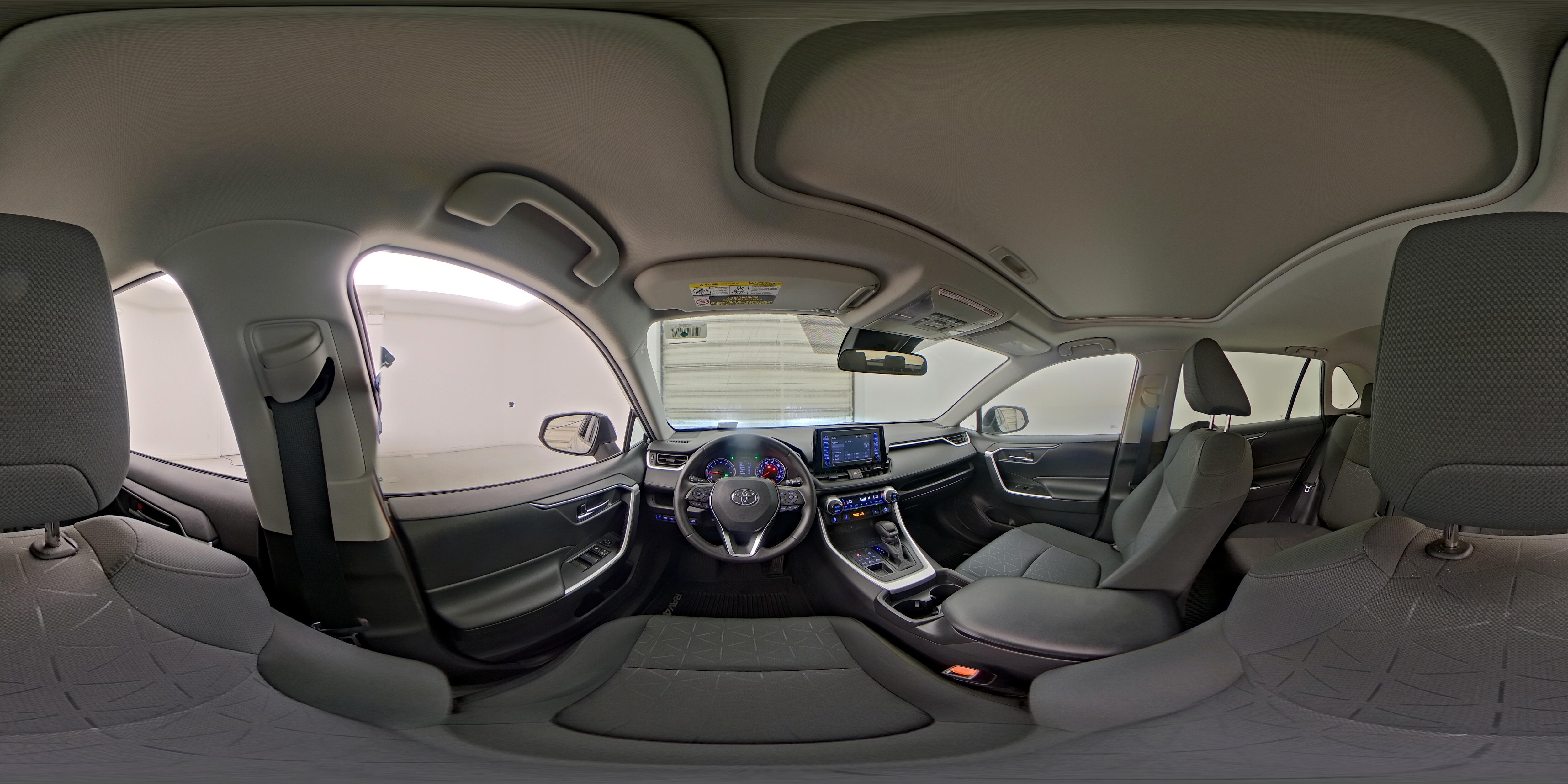 2021 Toyota RAV4 XLE - Photo 27