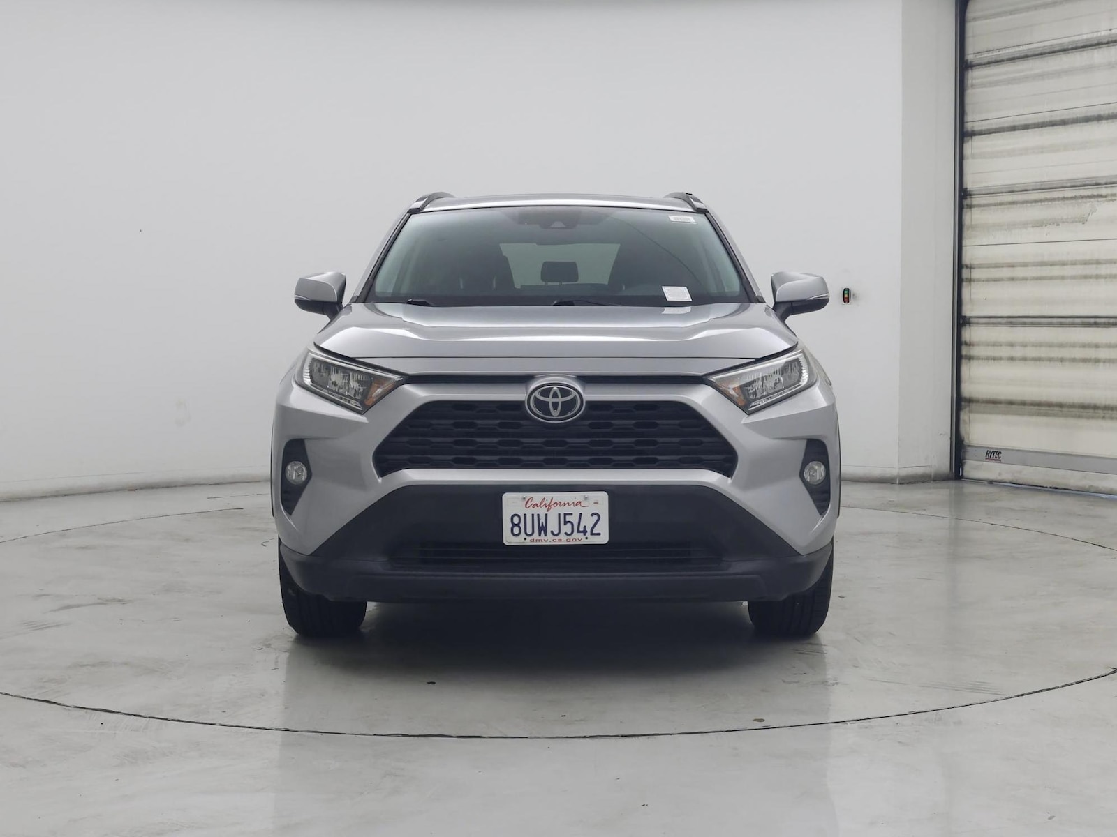2021 Toyota RAV4 XLE - Photo 6