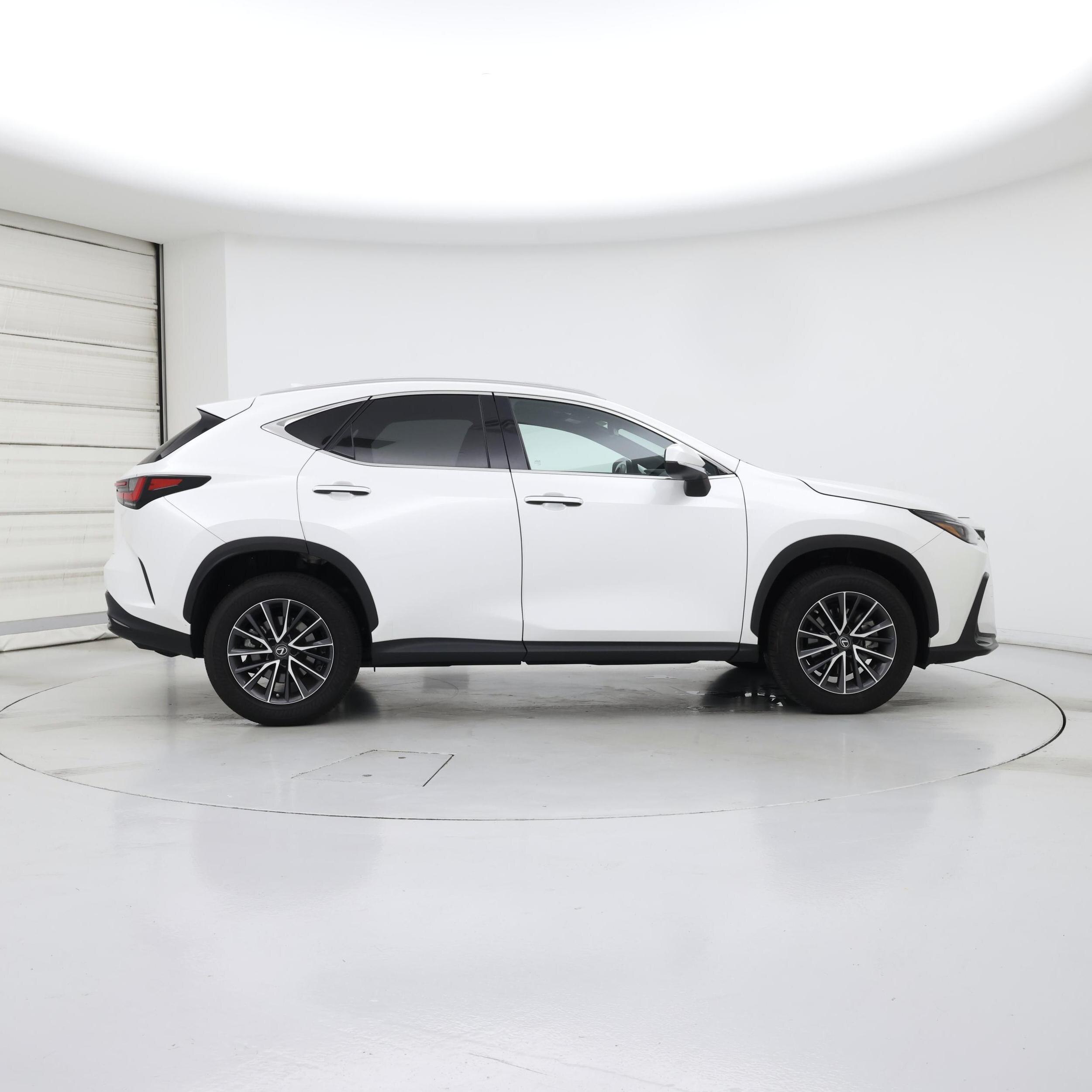 Thumbnail: 2023 Lexus NX - 7