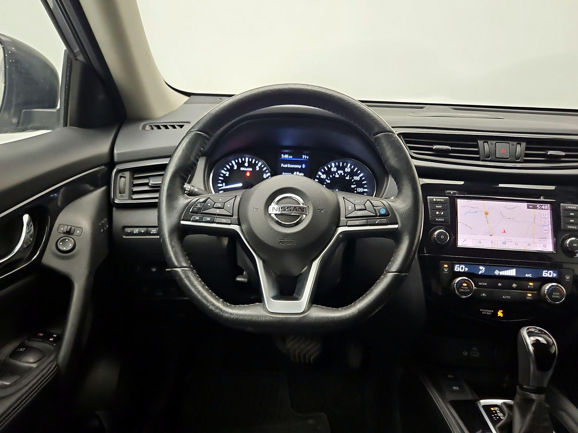 Thumbnail: 2019 Nissan Rogue - 10