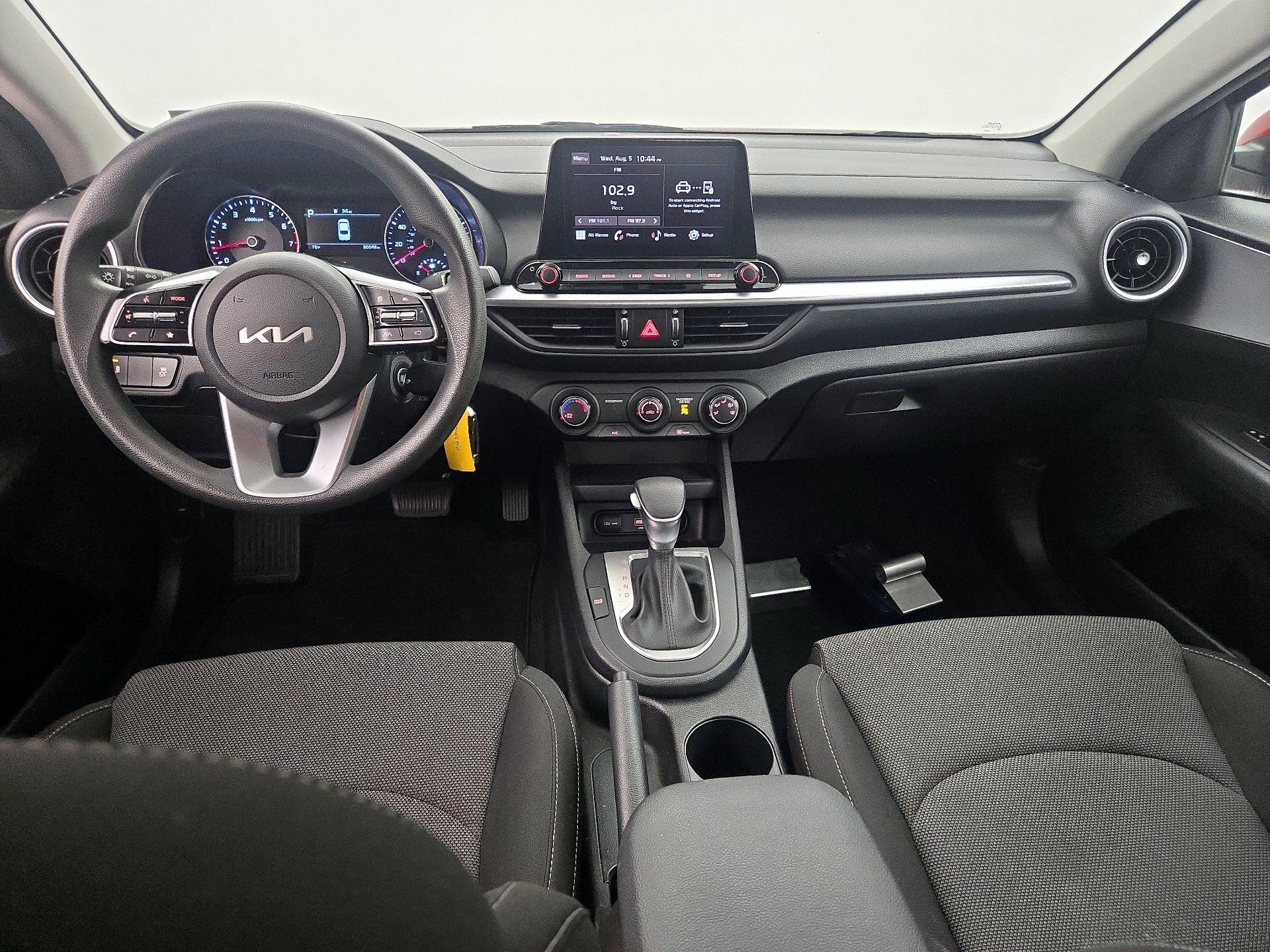 Thumbnail: 2023 Kia Forte - 9