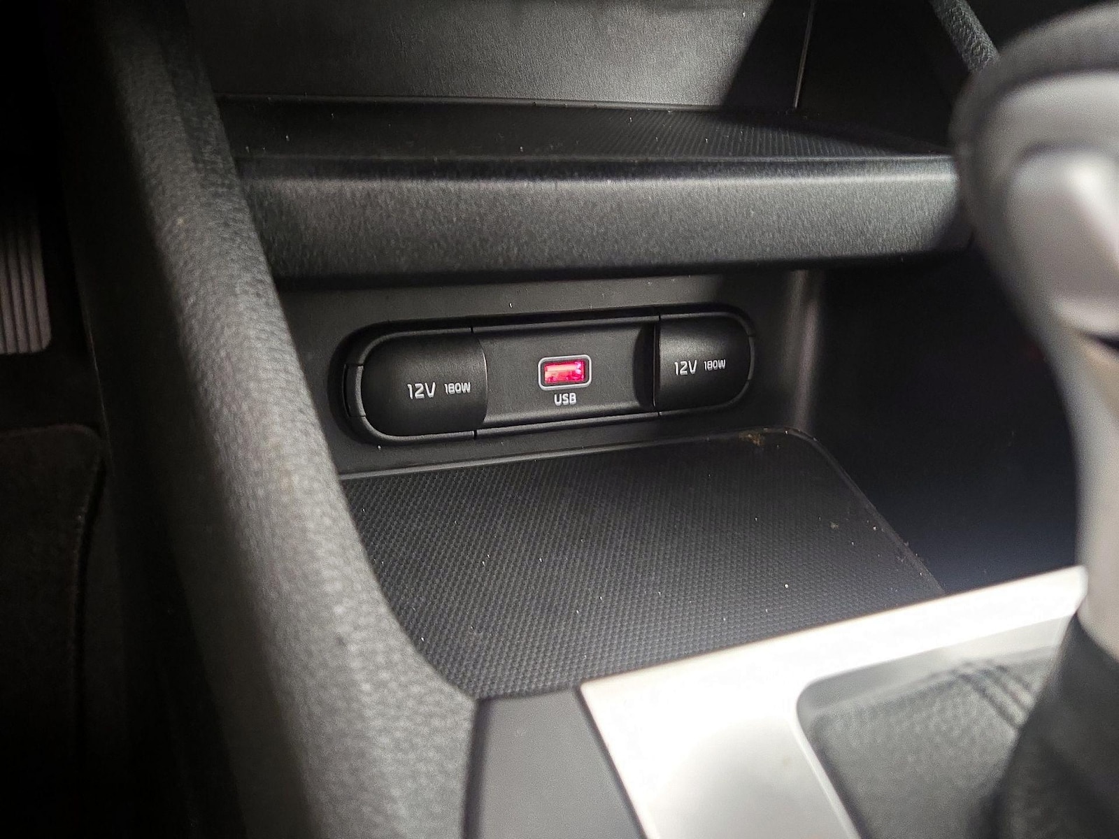 2023 Kia Forte LXS - Photo 19