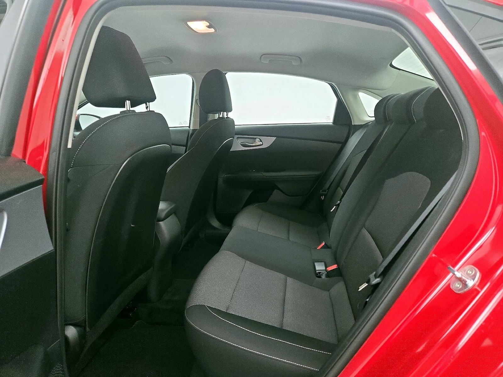 2023 Kia Forte LXS - Photo 20