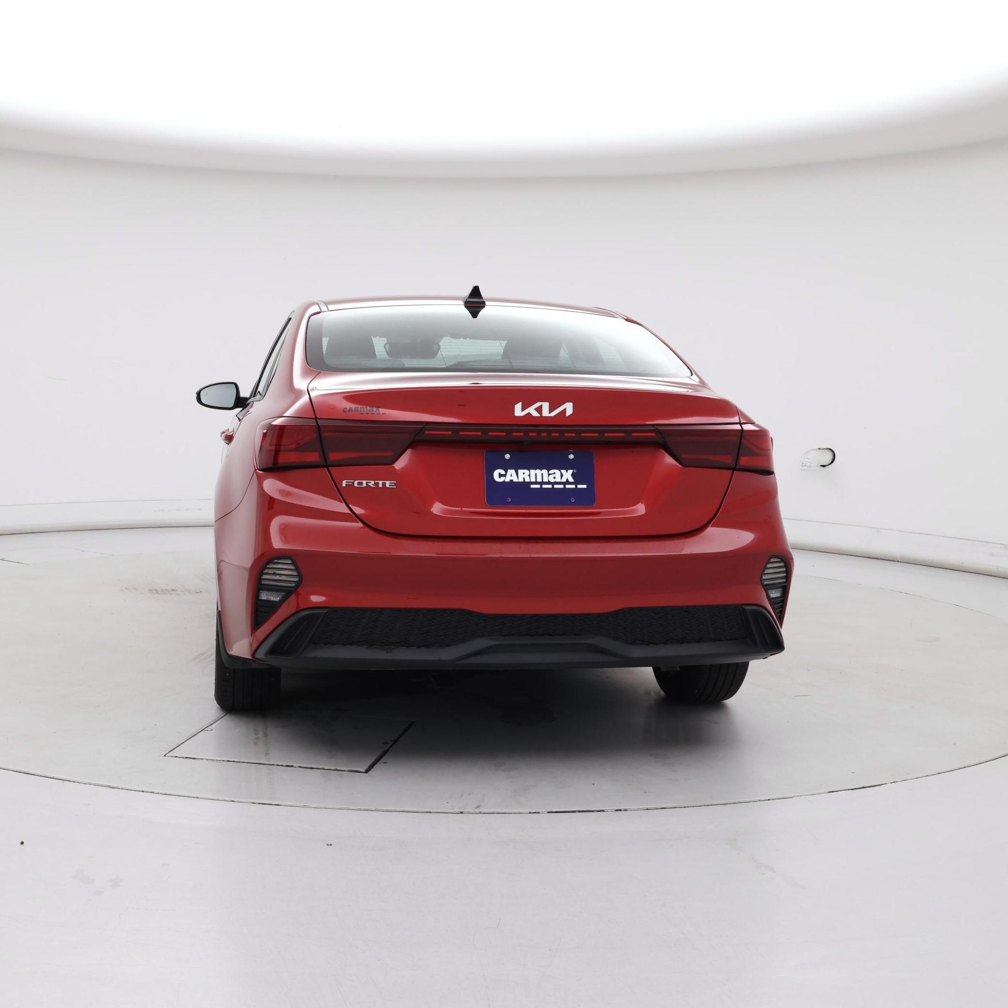 Thumbnail: 2023 Kia Forte - 6