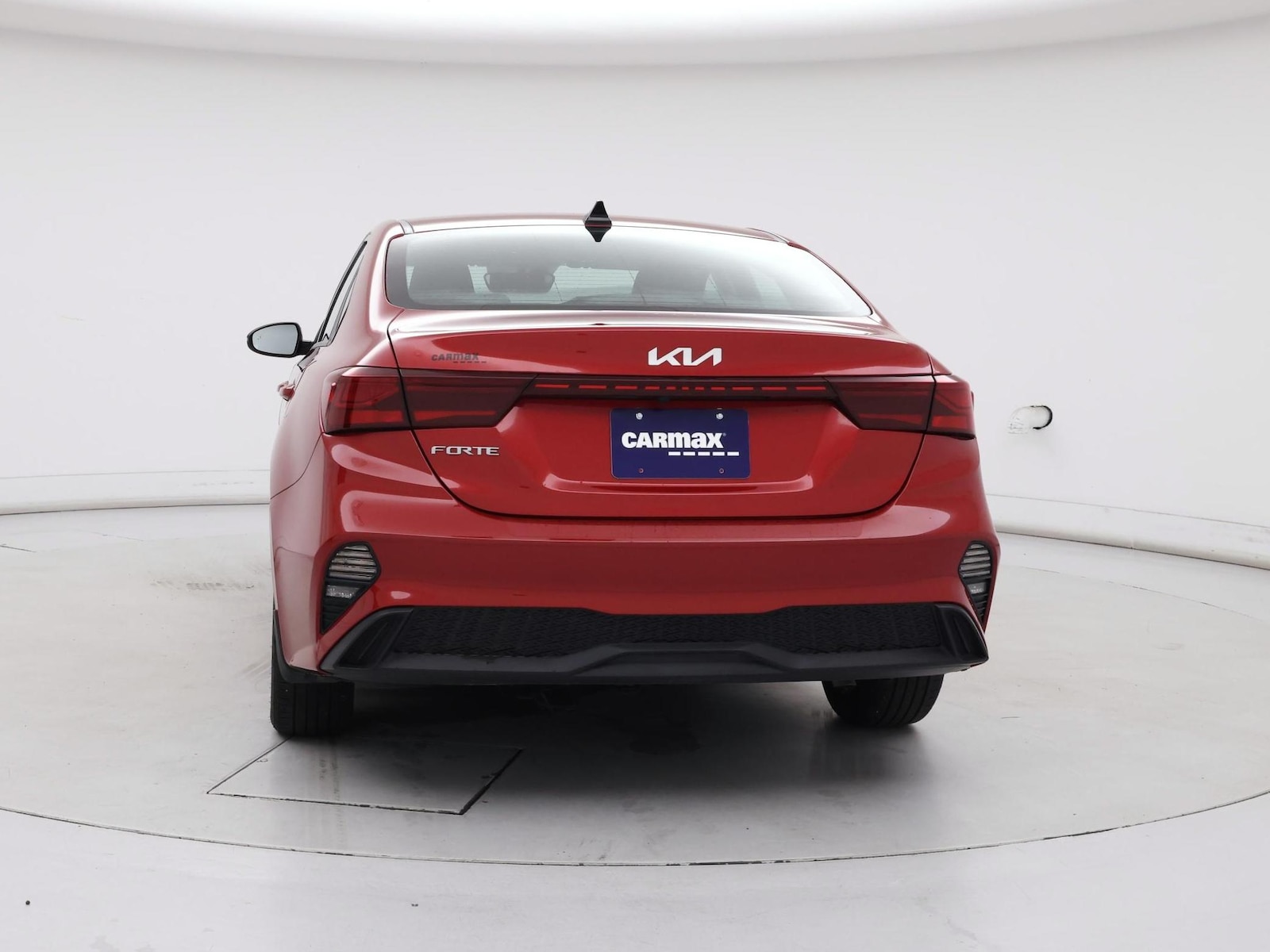 2023 Kia Forte LXS - Photo 7