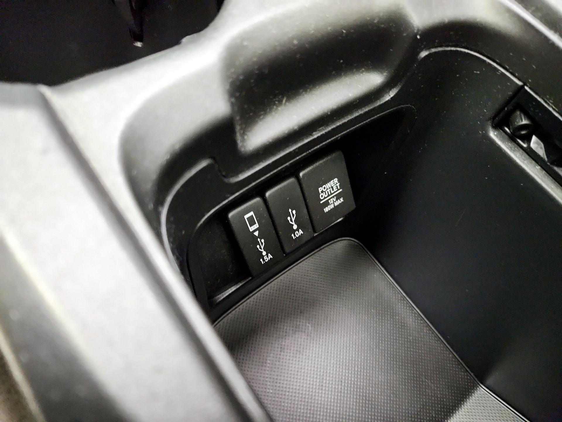 Thumbnail: 2019 Honda CR-V - 16