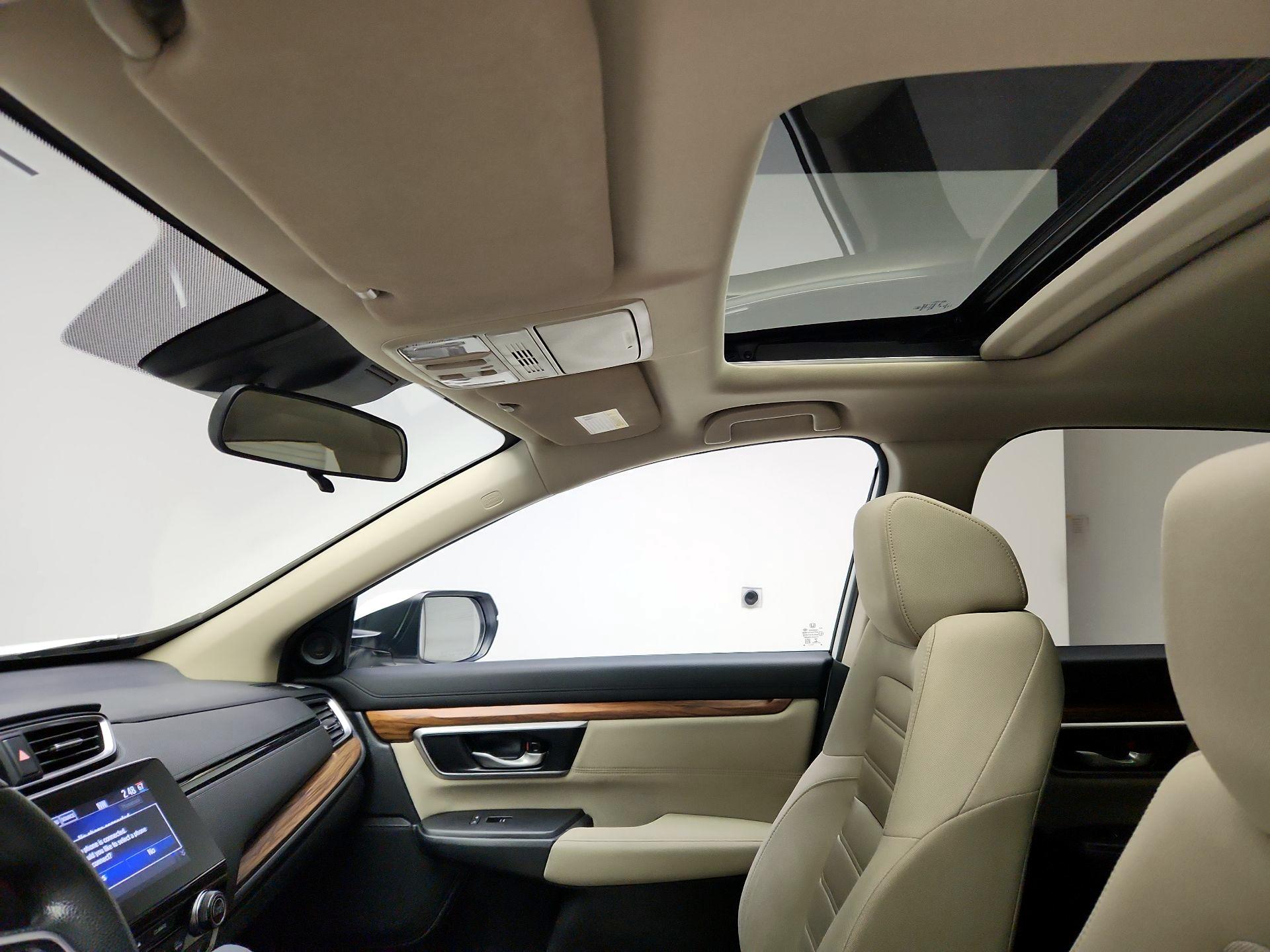 Thumbnail: 2019 Honda CR-V - 17