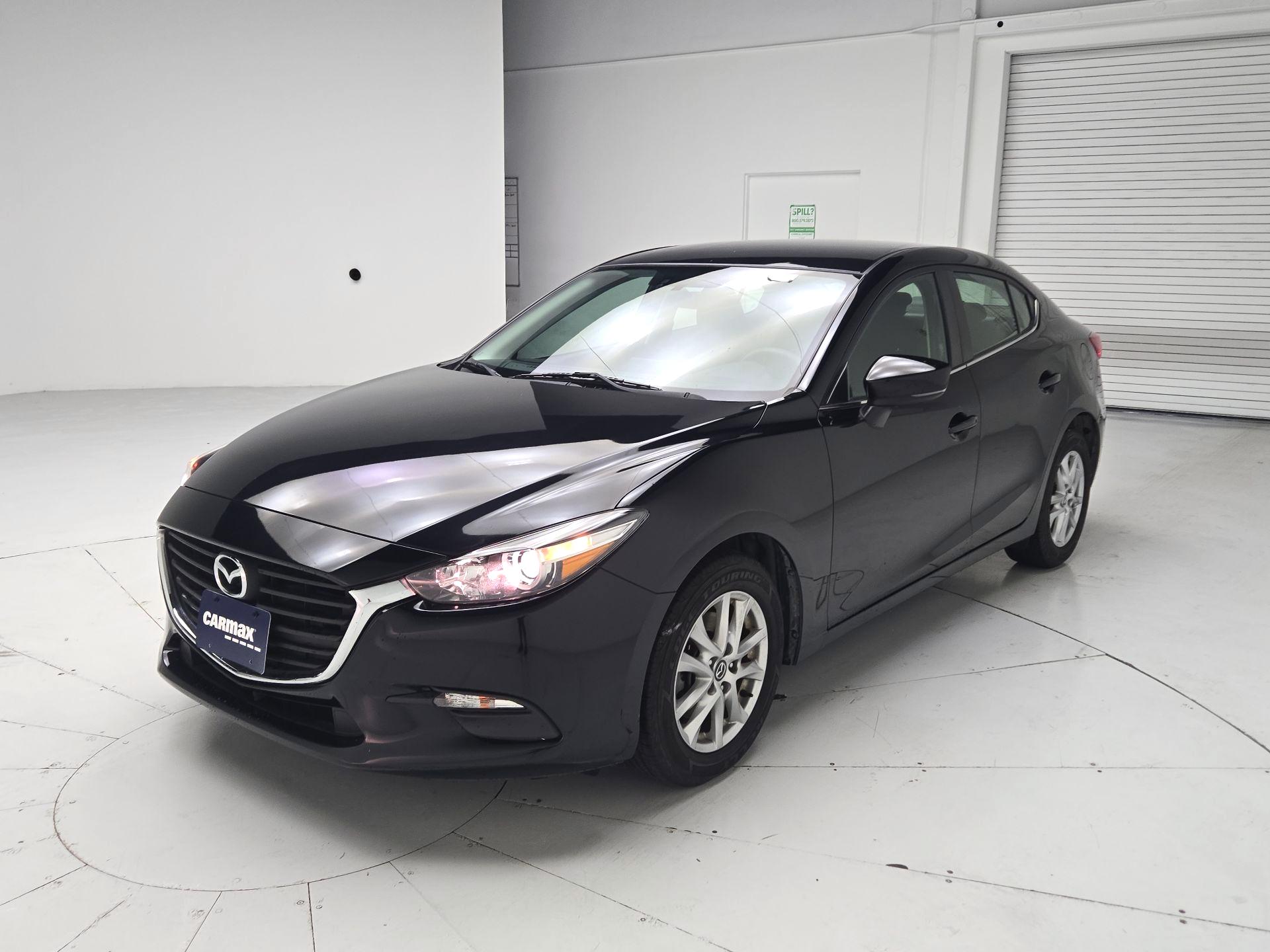 Thumbnail: 2017 Mazda Mazda3 - 3