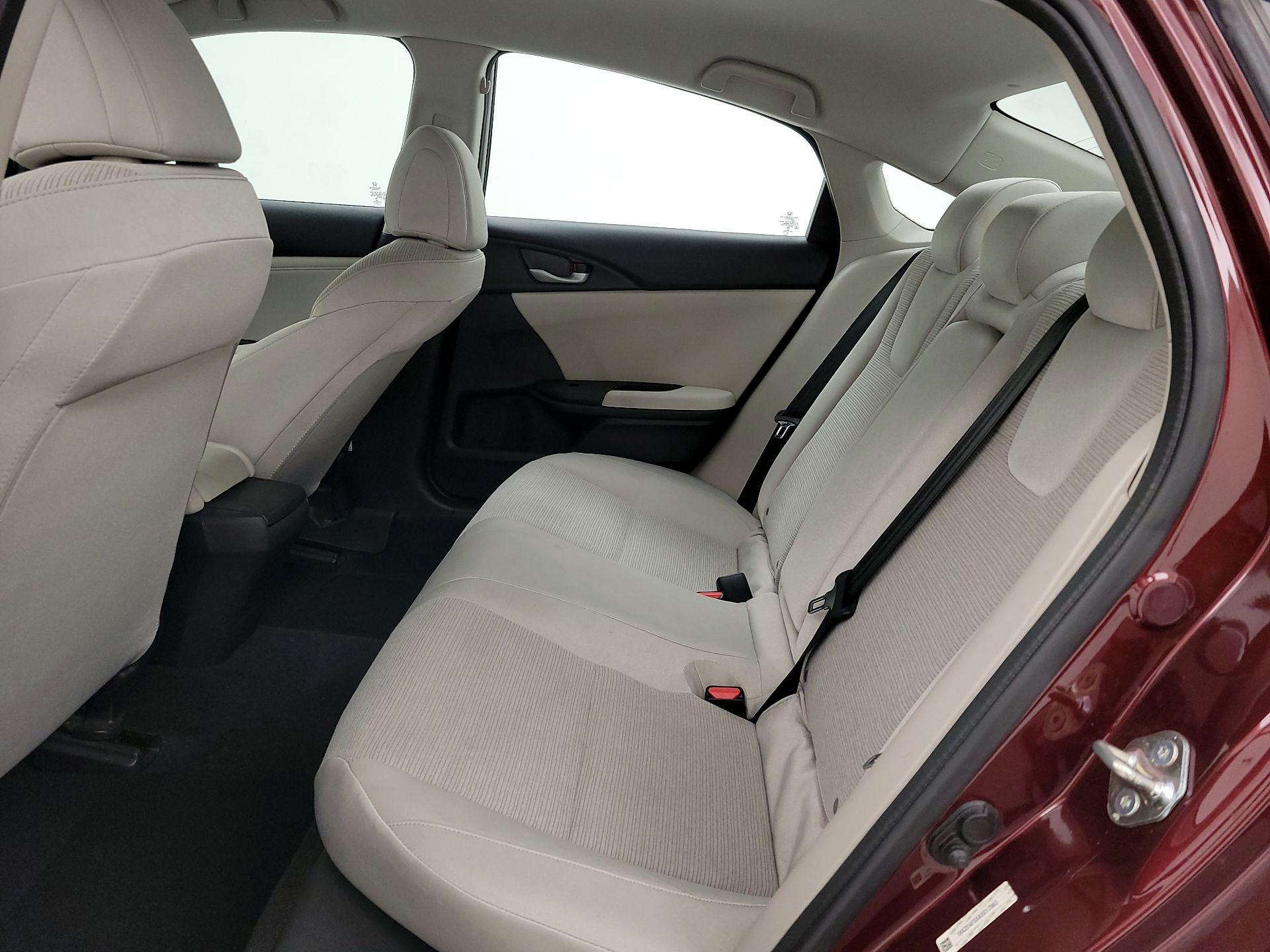Thumbnail: 2019 Honda Insight - 16