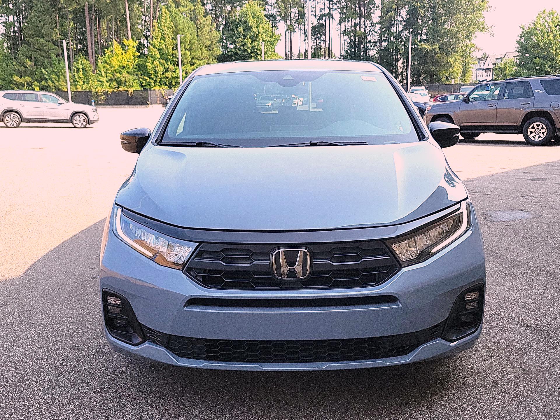Thumbnail: 2025 Honda Odyssey - 2