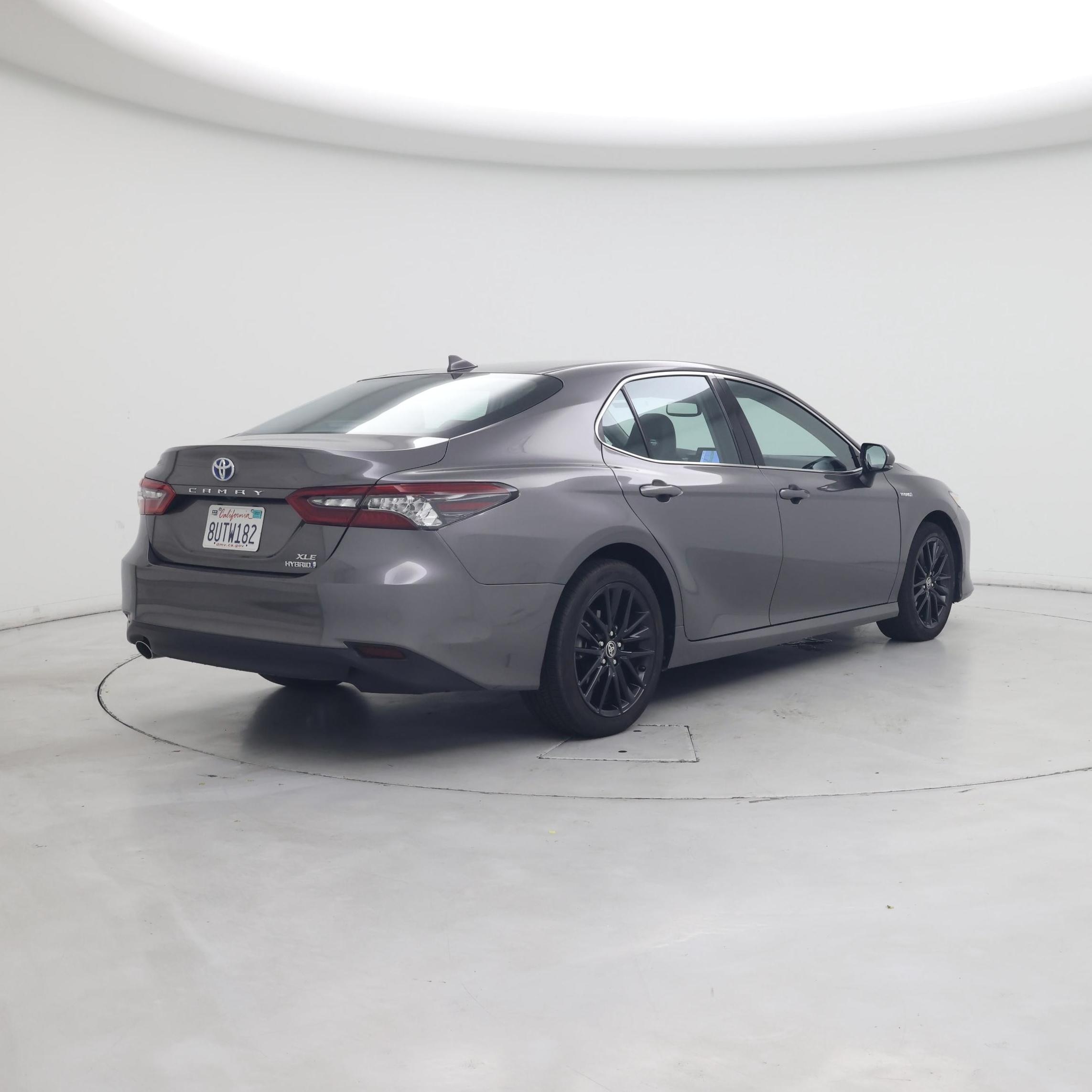 Thumbnail: 2021 Toyota Camry - 8