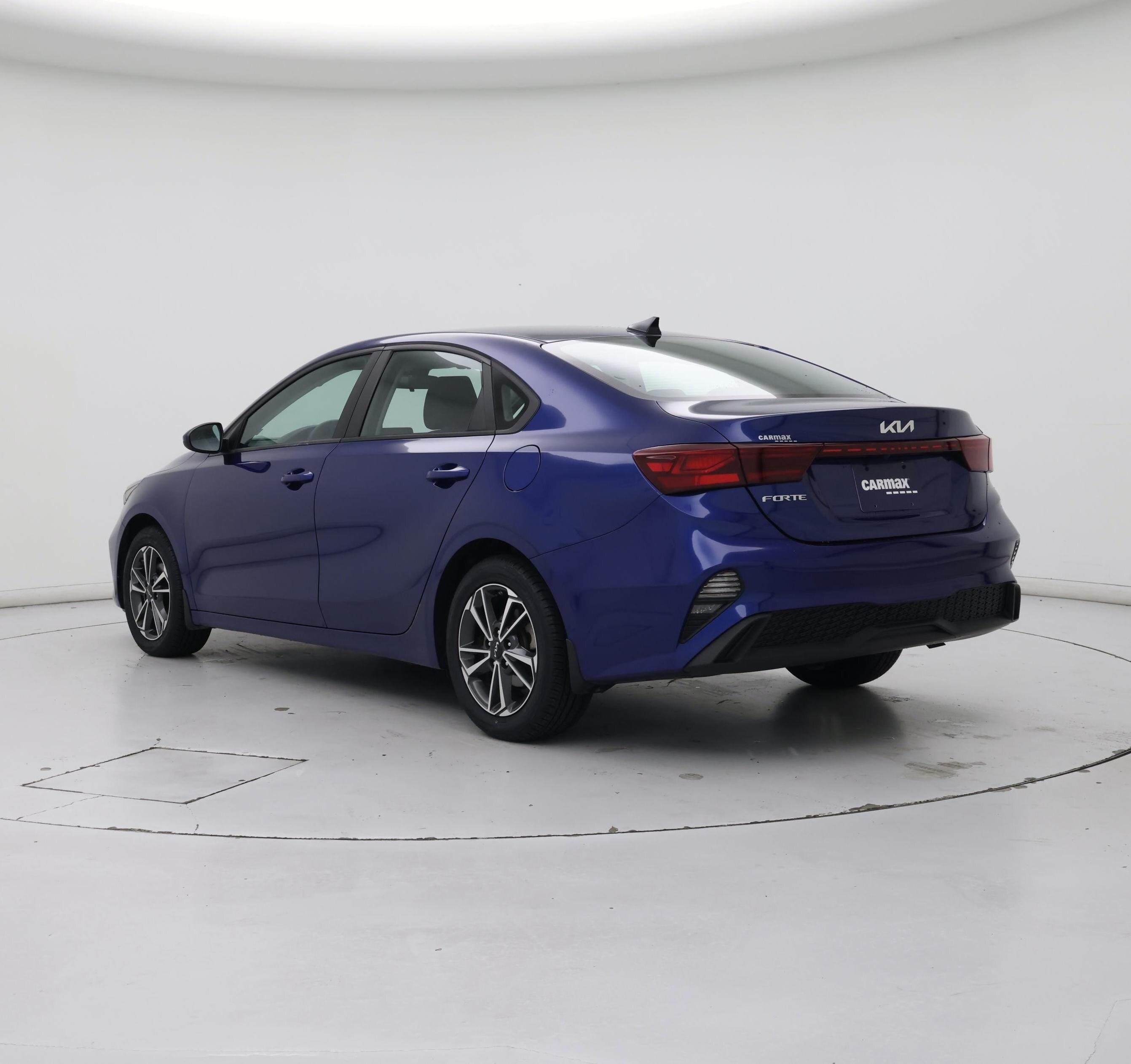 Thumbnail: 2022 Kia Forte - 2