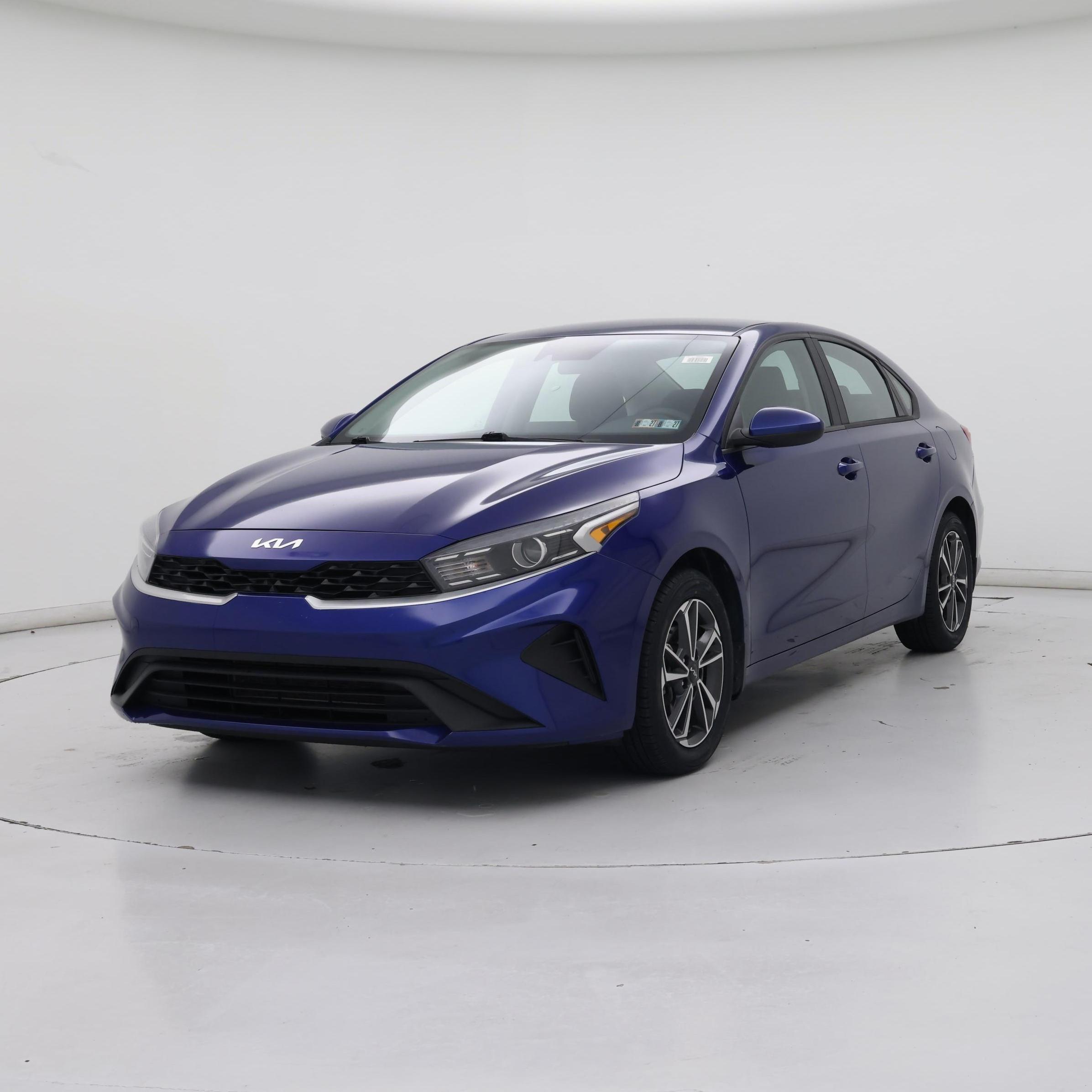 Thumbnail: 2022 Kia Forte - 4
