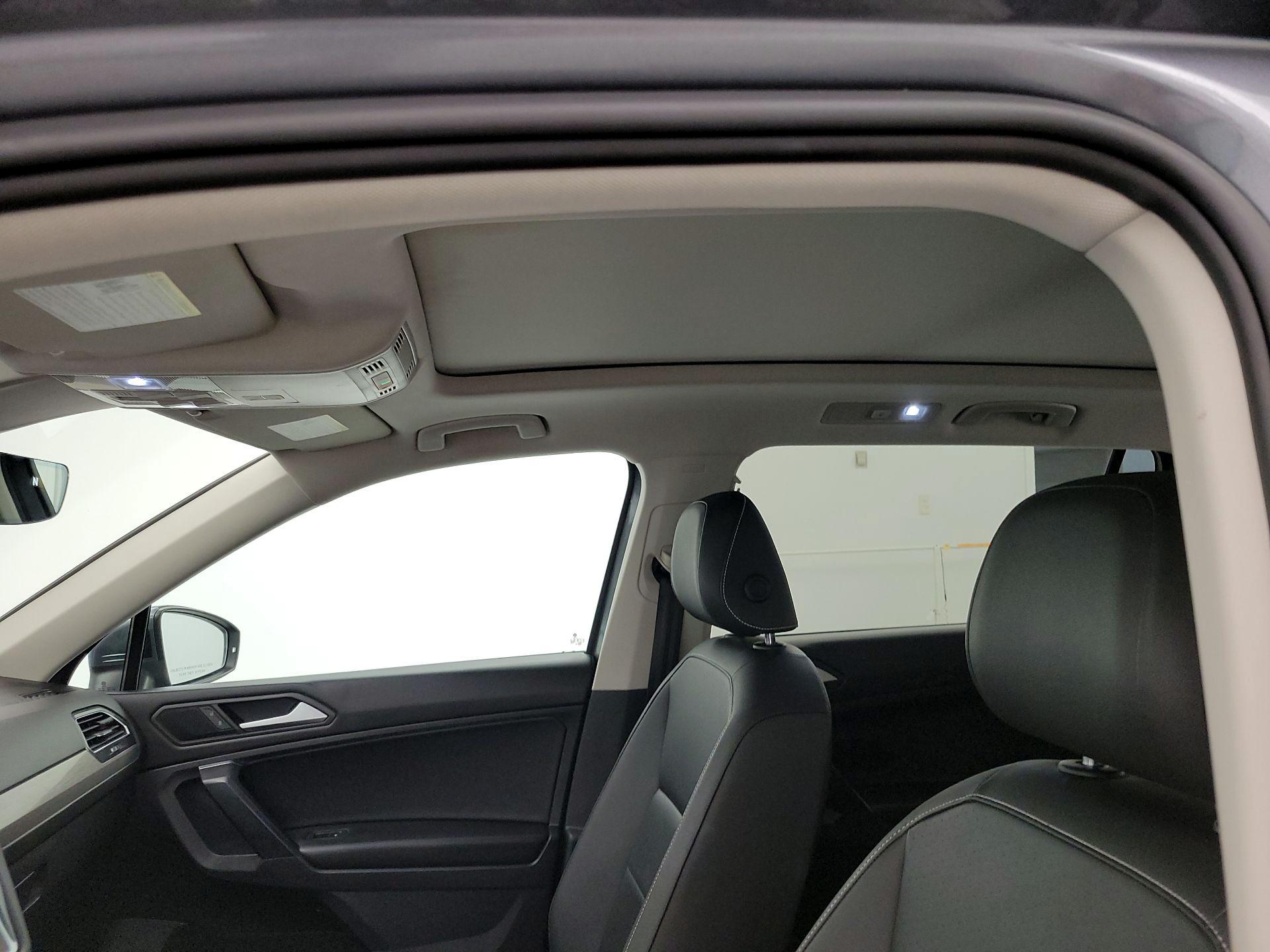 Thumbnail: 2021 Volkswagen Tiguan - 20