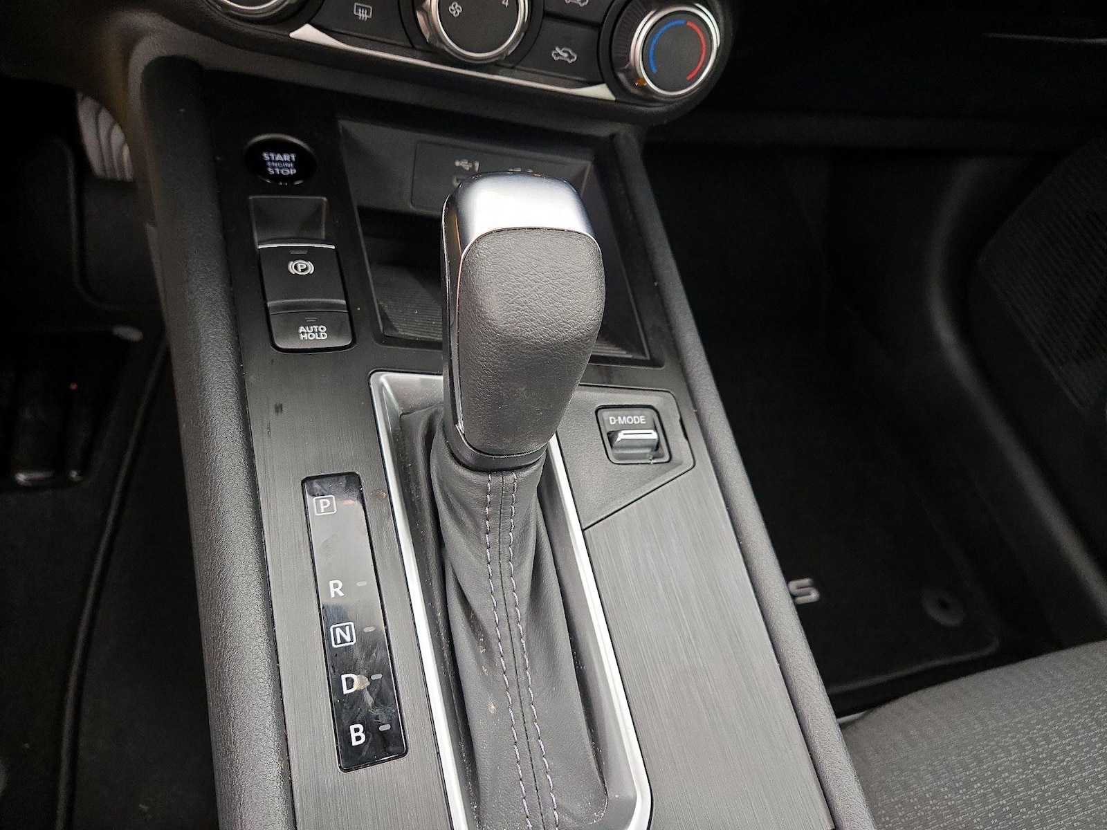 2026 Nissan KICKS S - Photo 18