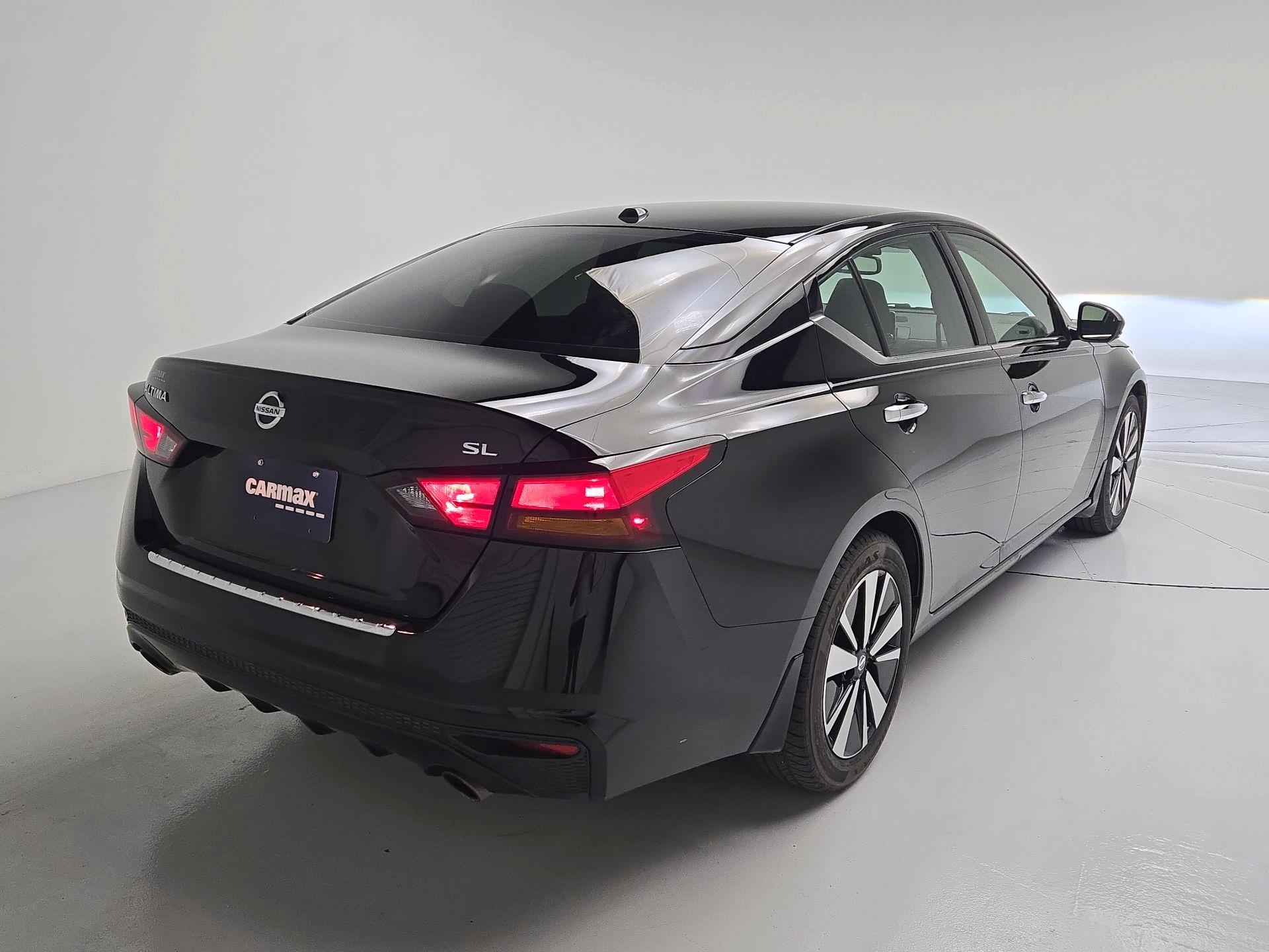 Thumbnail: 2020 Nissan Altima - 5