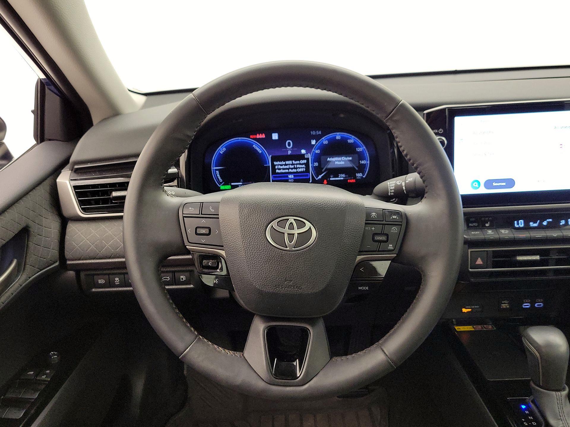 Thumbnail: 2025 Toyota Camry - 10