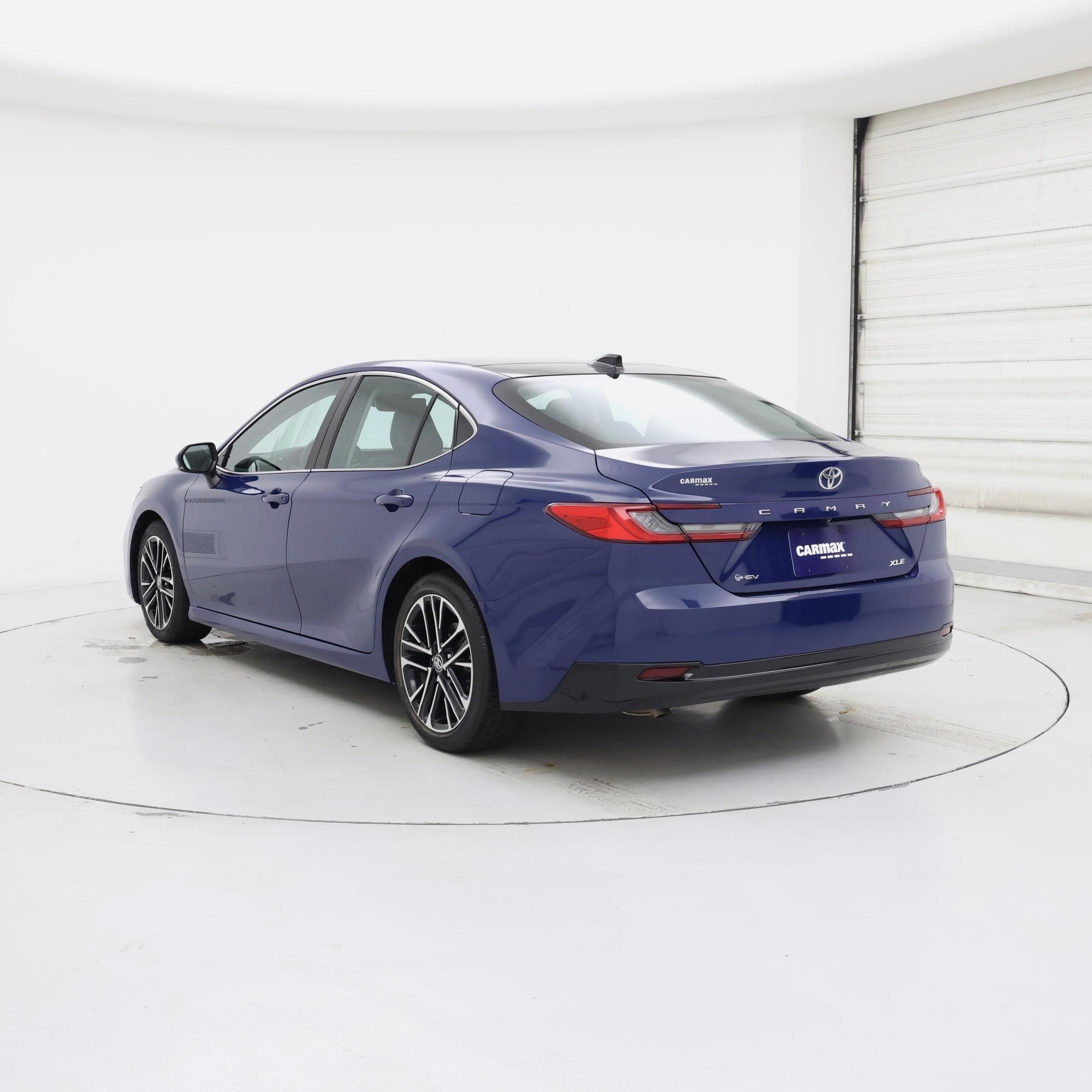 Thumbnail: 2025 Toyota Camry - 2