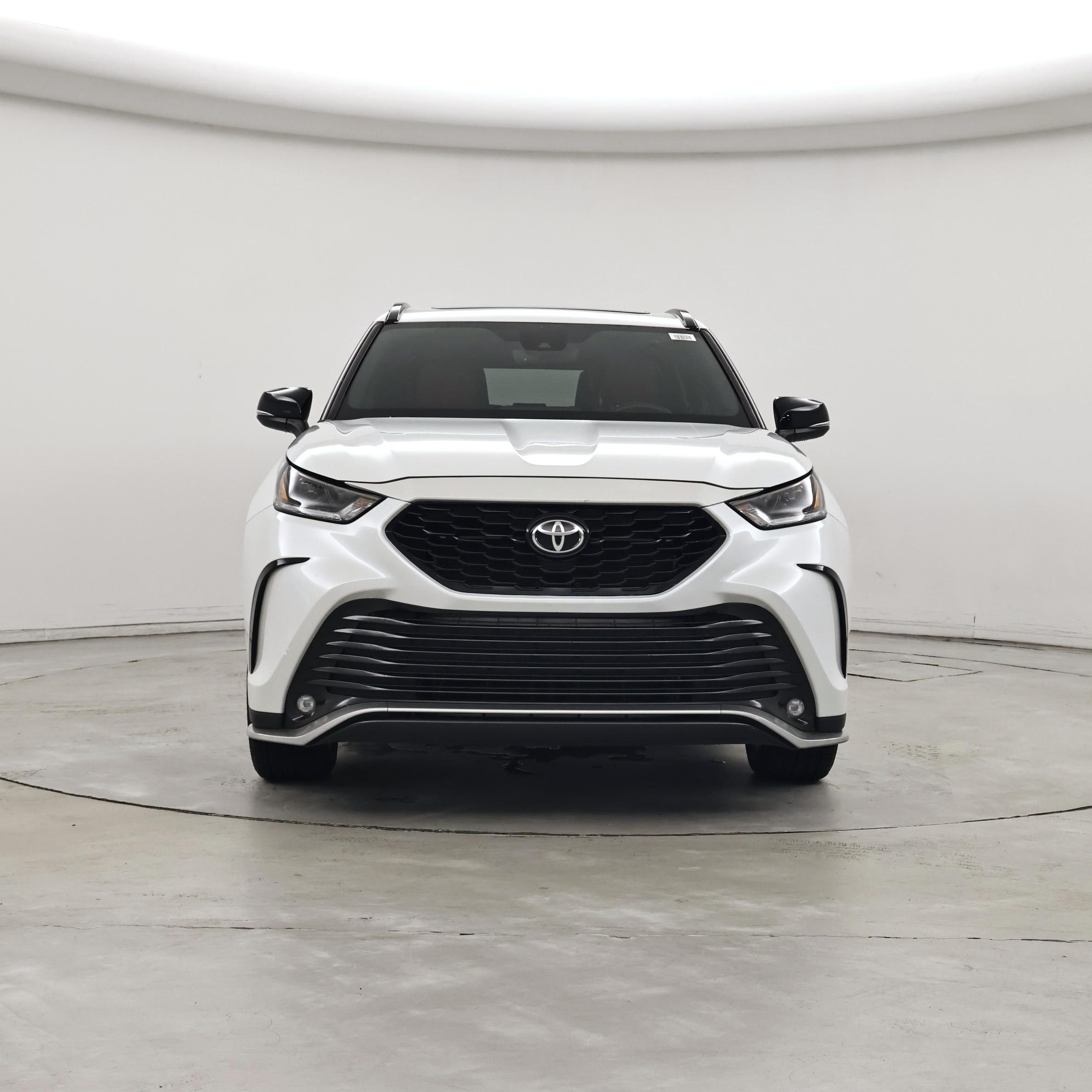 Thumbnail: 2023 Toyota Highlander - 5