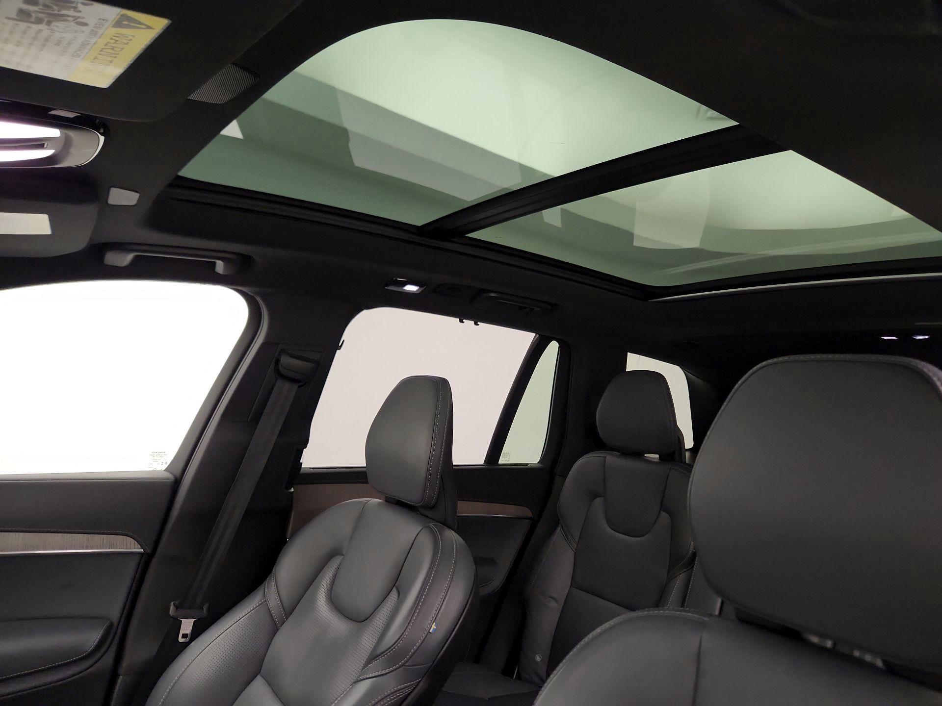 Thumbnail: 2024 Volvo XC90 - 20