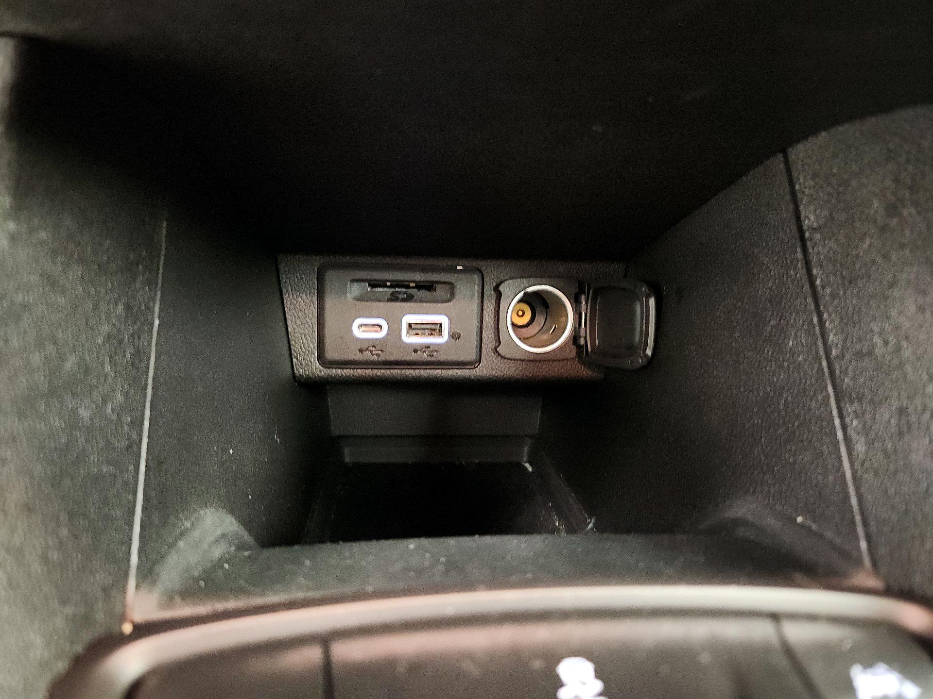 Thumbnail: 2023 Chevrolet Bolt EV - 17