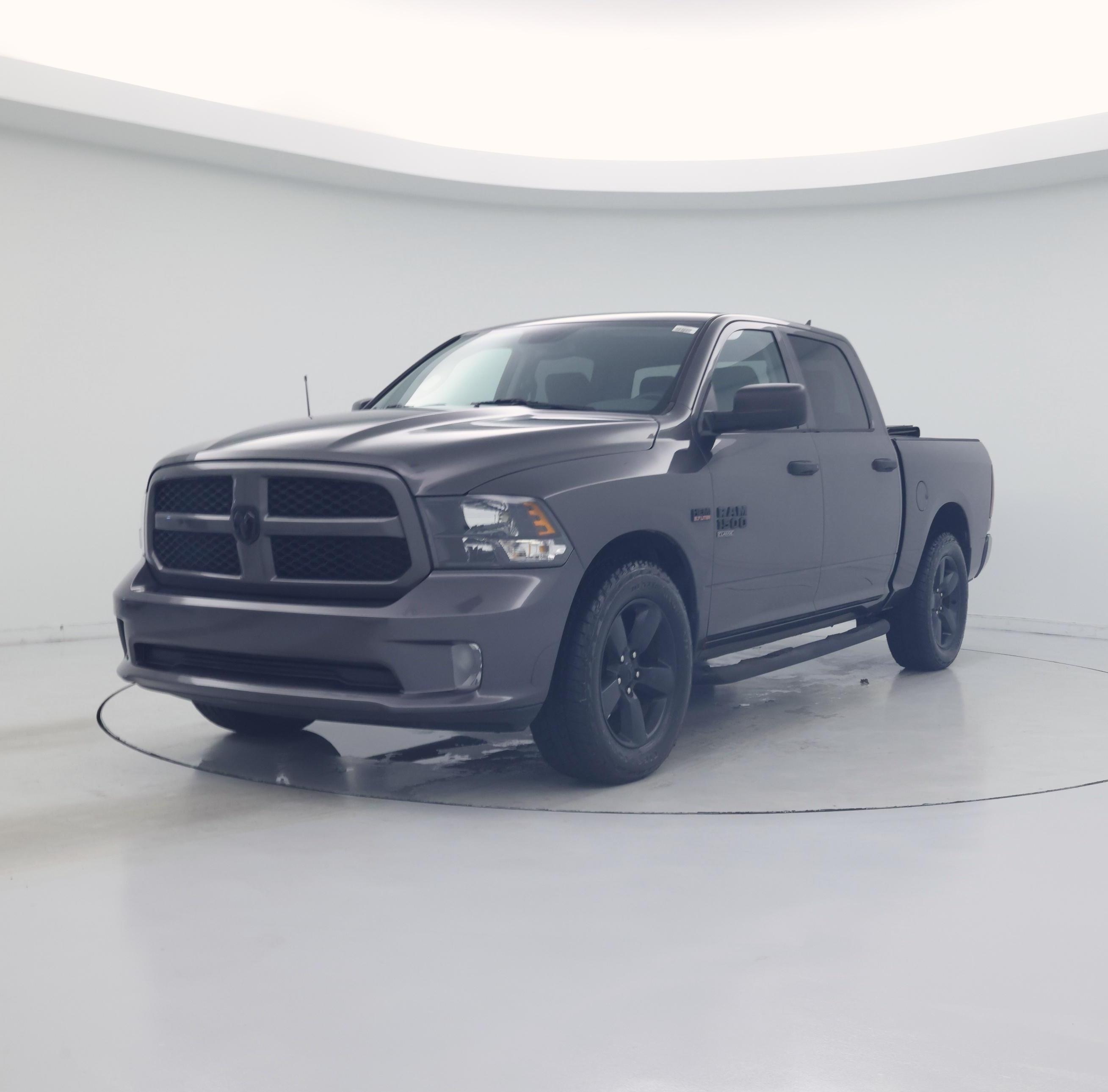 Thumbnail: 2019 RAM 1500 Classic - 4
