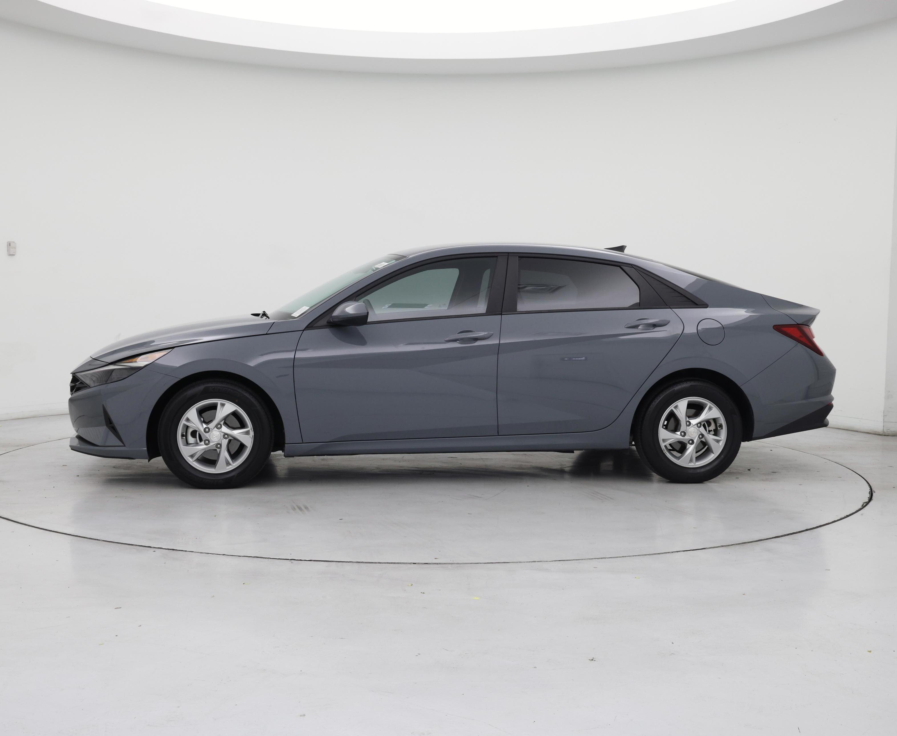 Thumbnail: 2023 Hyundai Elantra - 3