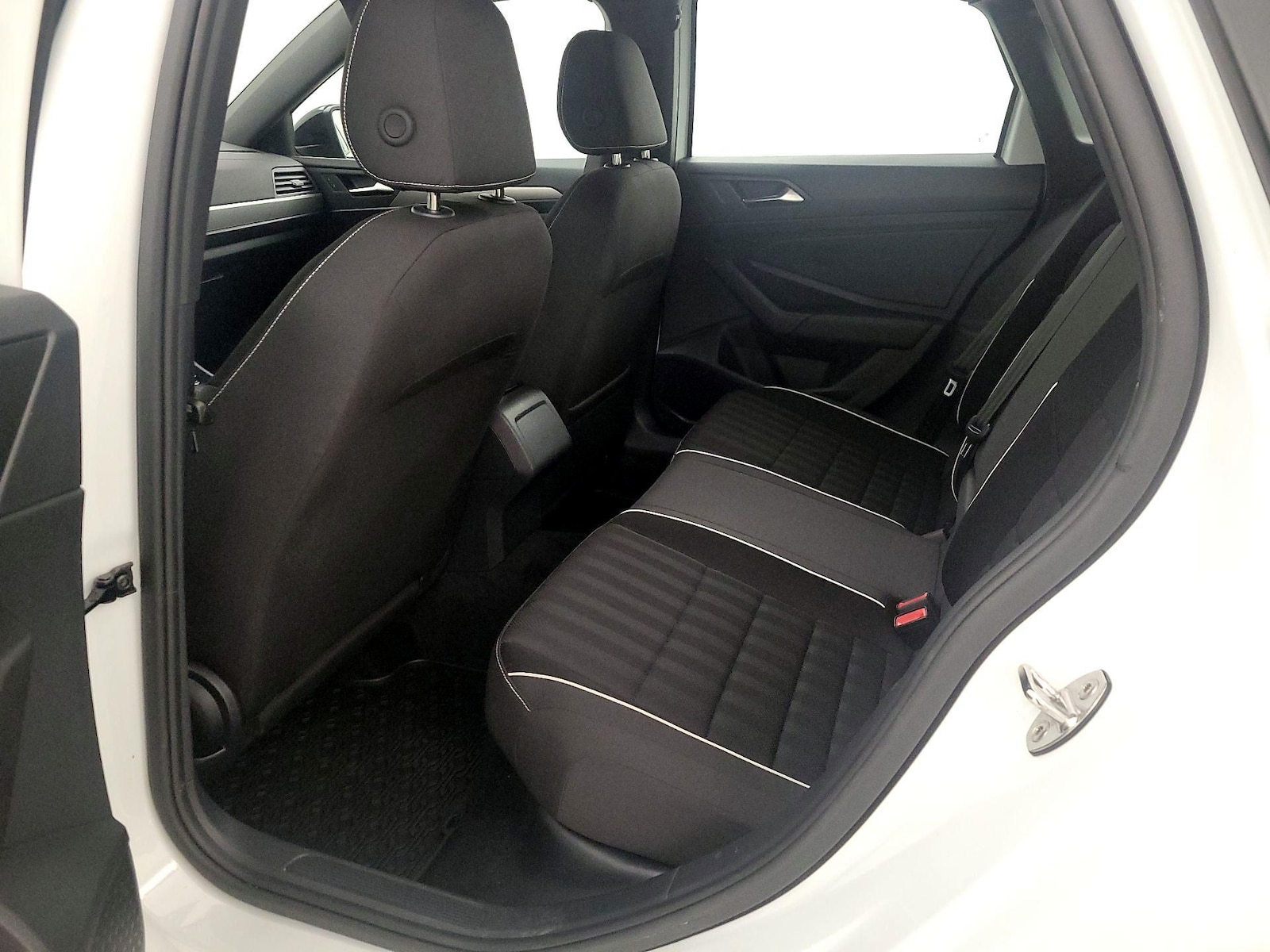 2024 Volkswagen Jetta Sport - Photo 20