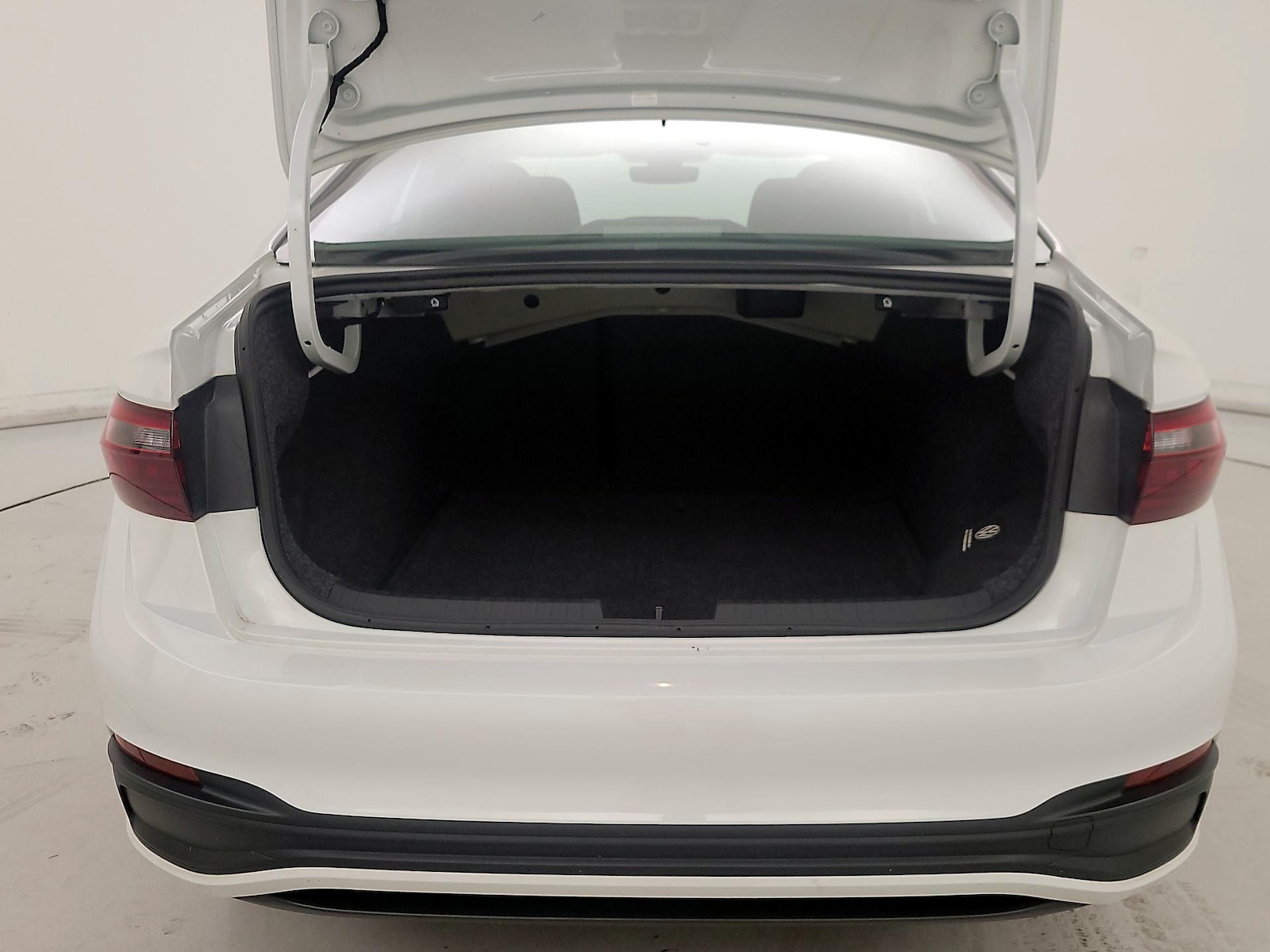 2024 Volkswagen Jetta Sport - Photo 21