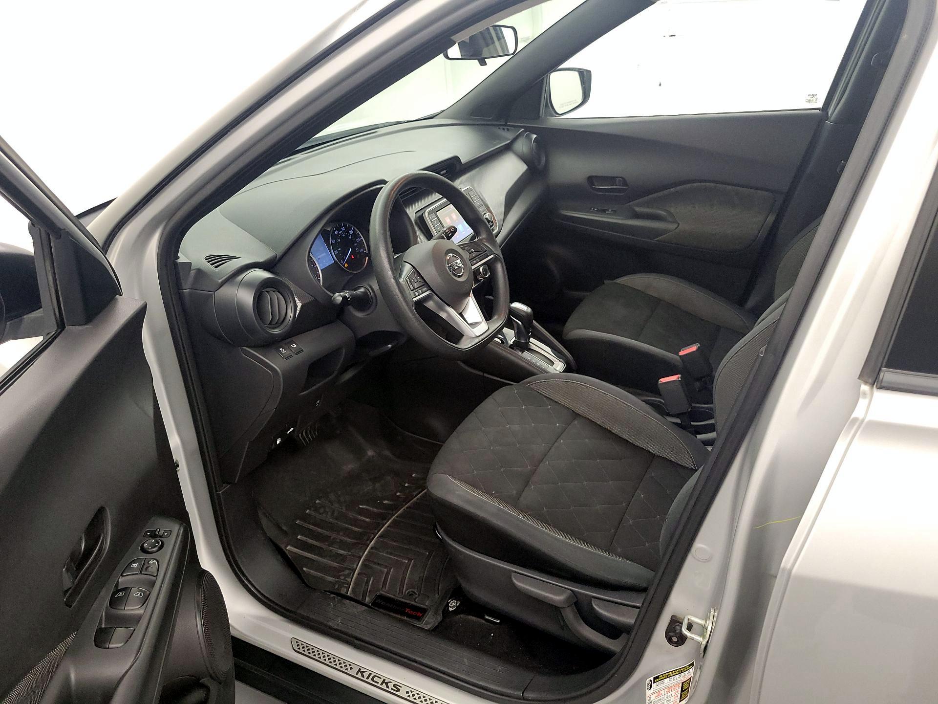 Thumbnail: 2019 Nissan Kicks - 11