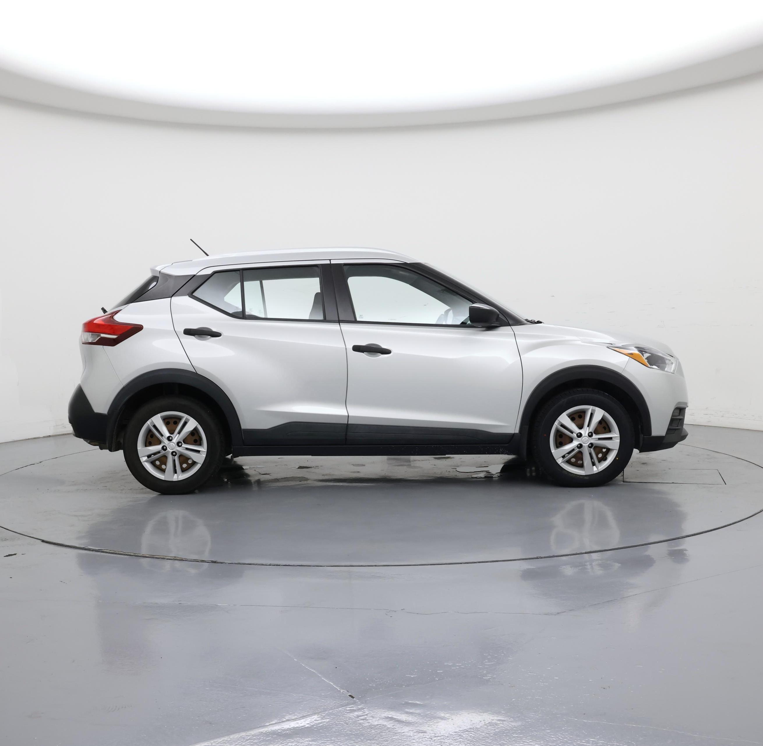 Thumbnail: 2019 Nissan Kicks - 7