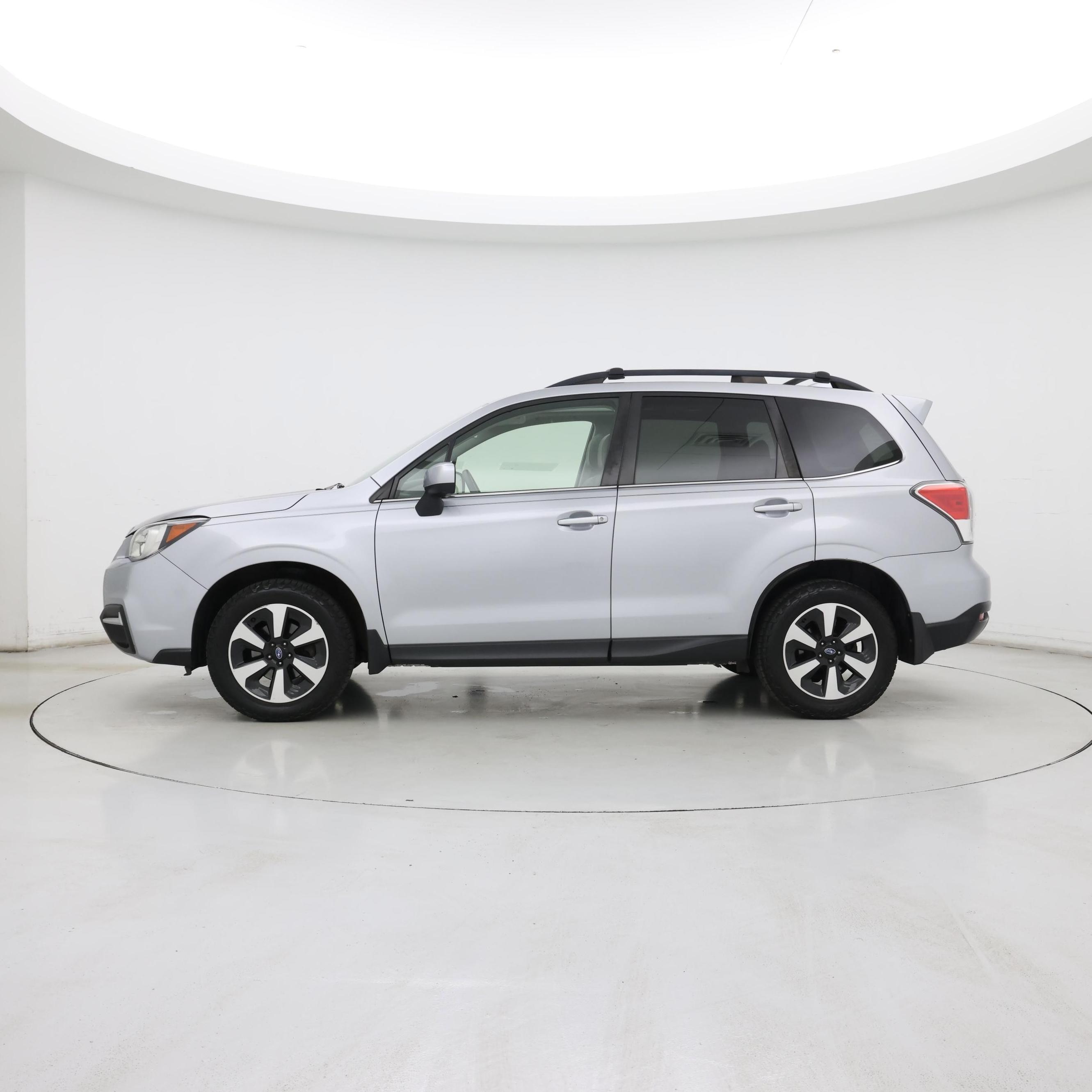 Thumbnail: 2017 Subaru Forester - 3