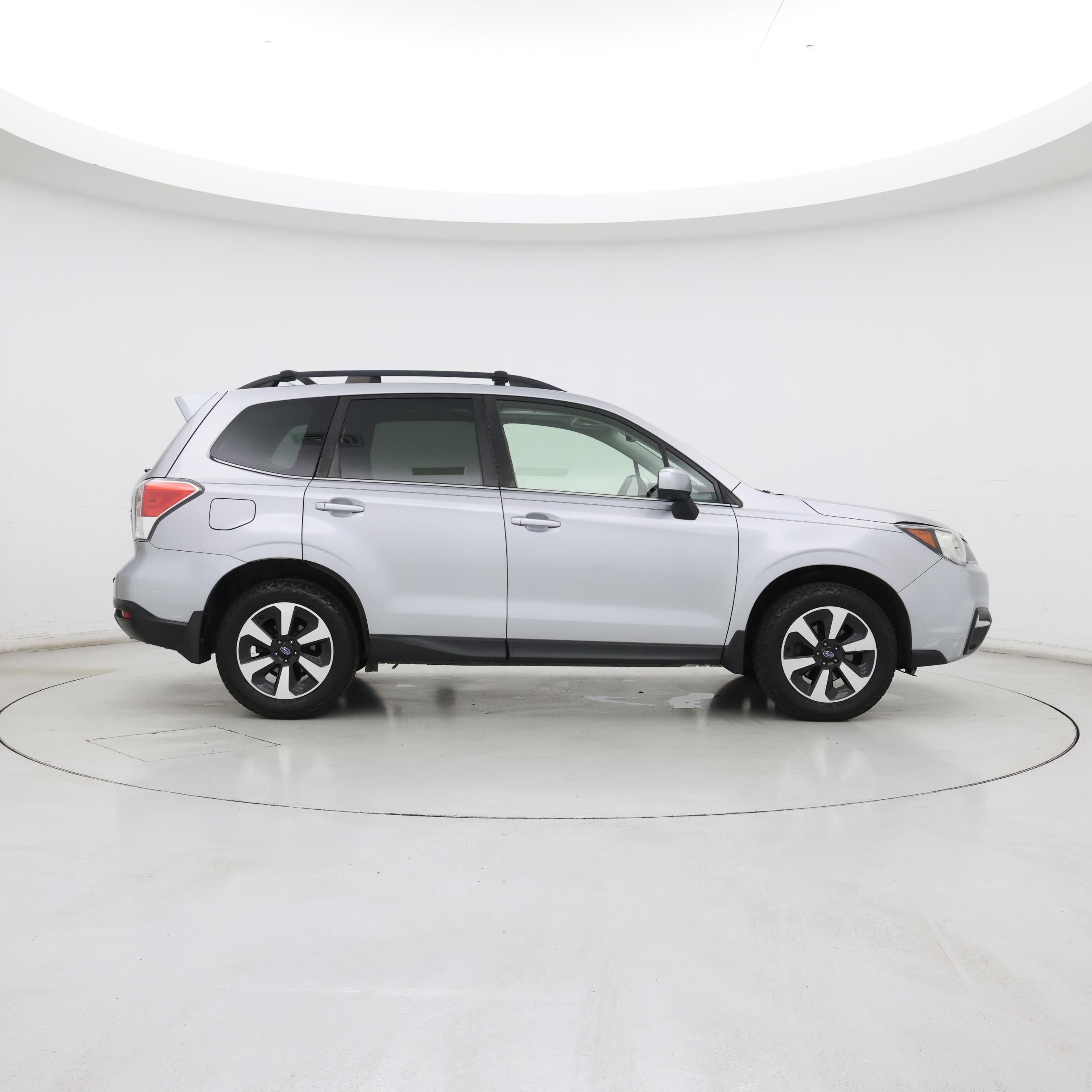 Thumbnail: 2017 Subaru Forester - 7