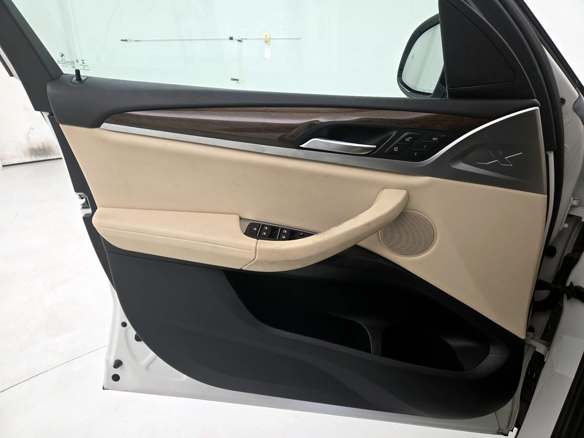 Thumbnail: 2019 BMW X3 - 12